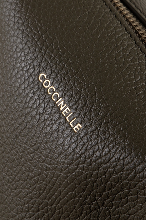 BEAUTY TRAVEL BAG IN GRAINED LEATHER 4