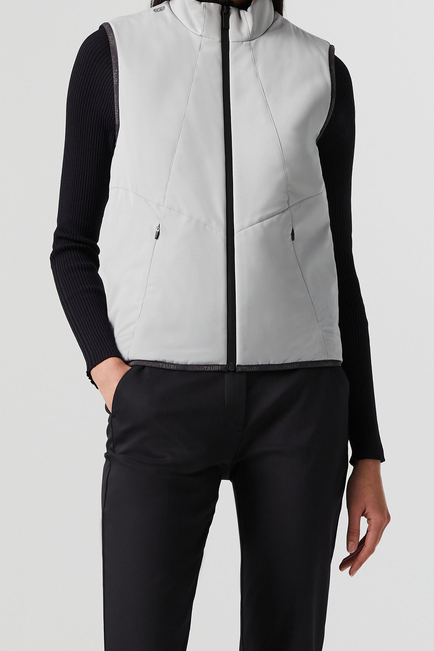 OVEMA V1.C1.03 HEATABLE VEST LIGHT GREY 1