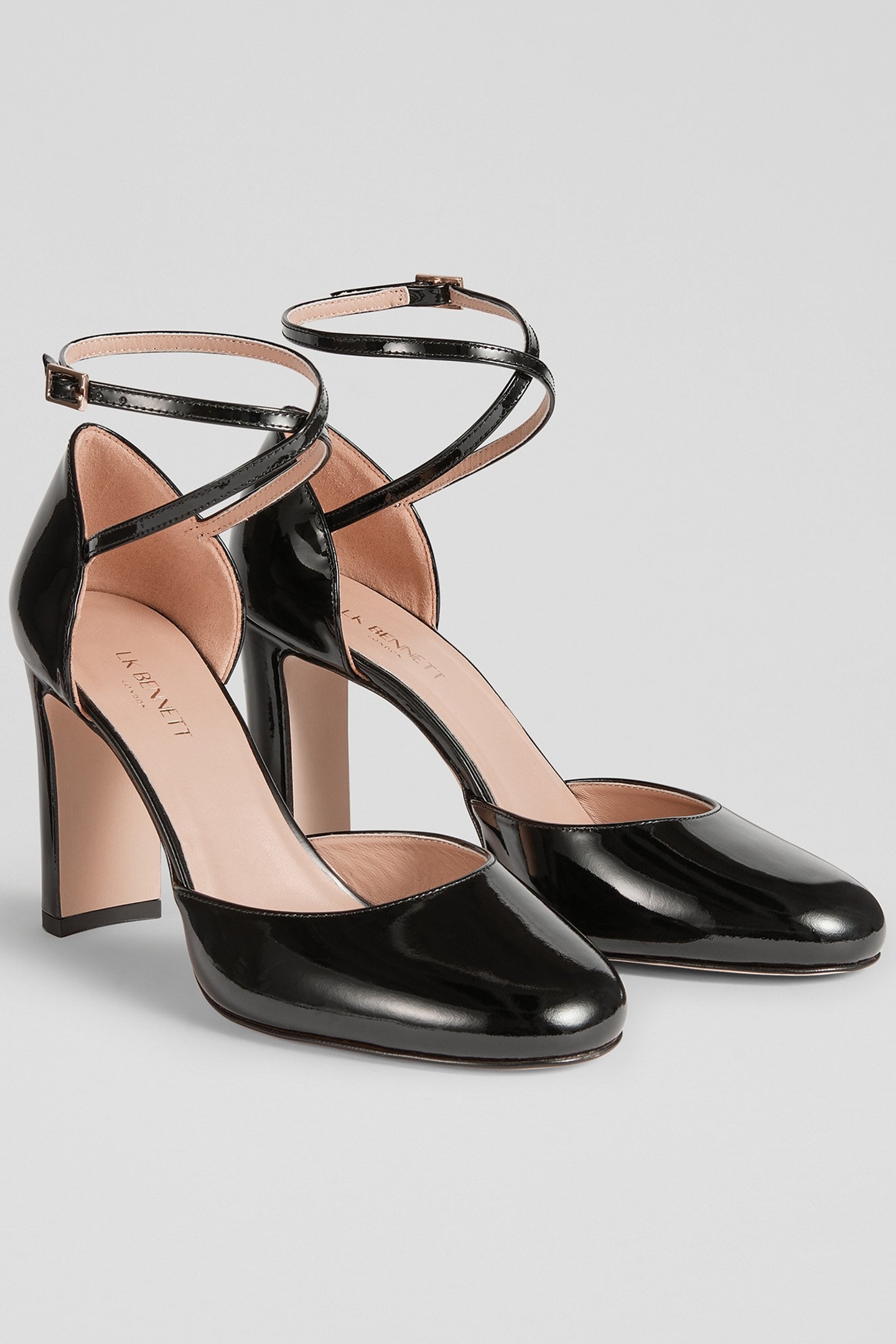 OC ADALINE CROSS ANKLESTR BLACK 2