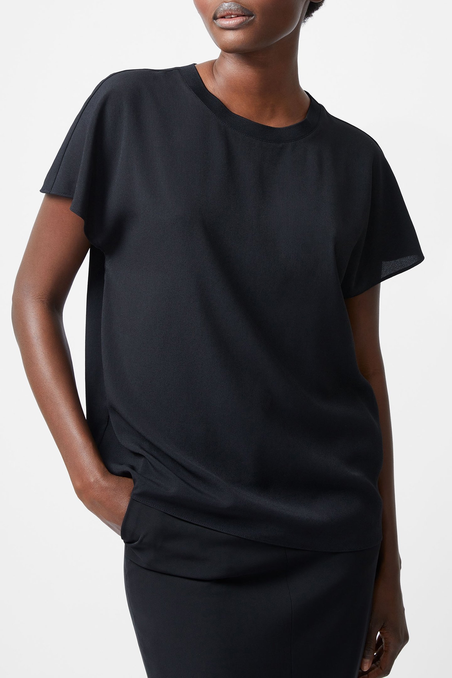 CAPRINA CREPE CREW NECK TOP BLACK 1