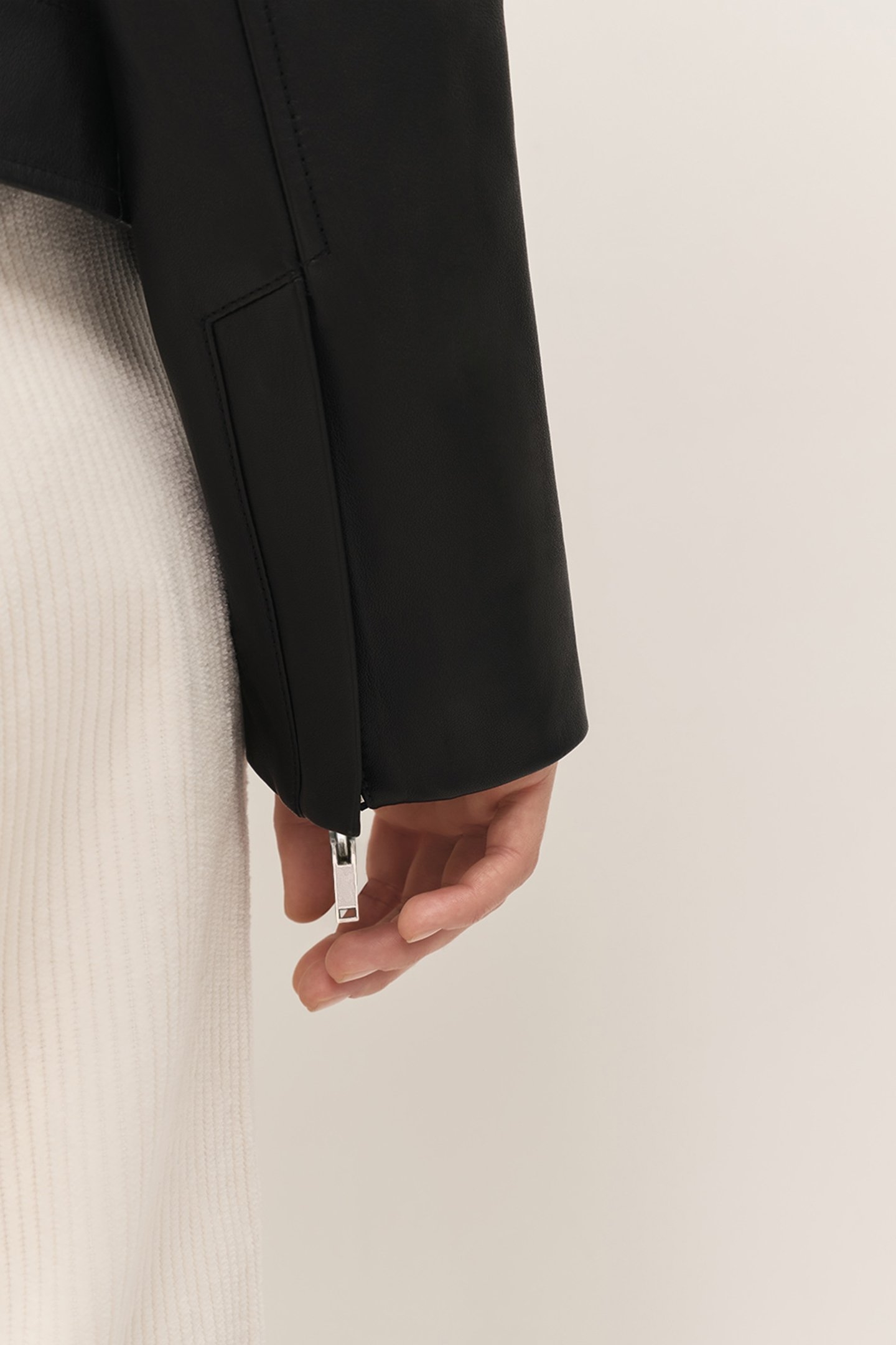 DAMIAN - BLACK LEATHER AVIATOR-STYLE JACKET WITH REMOVABLE S 7