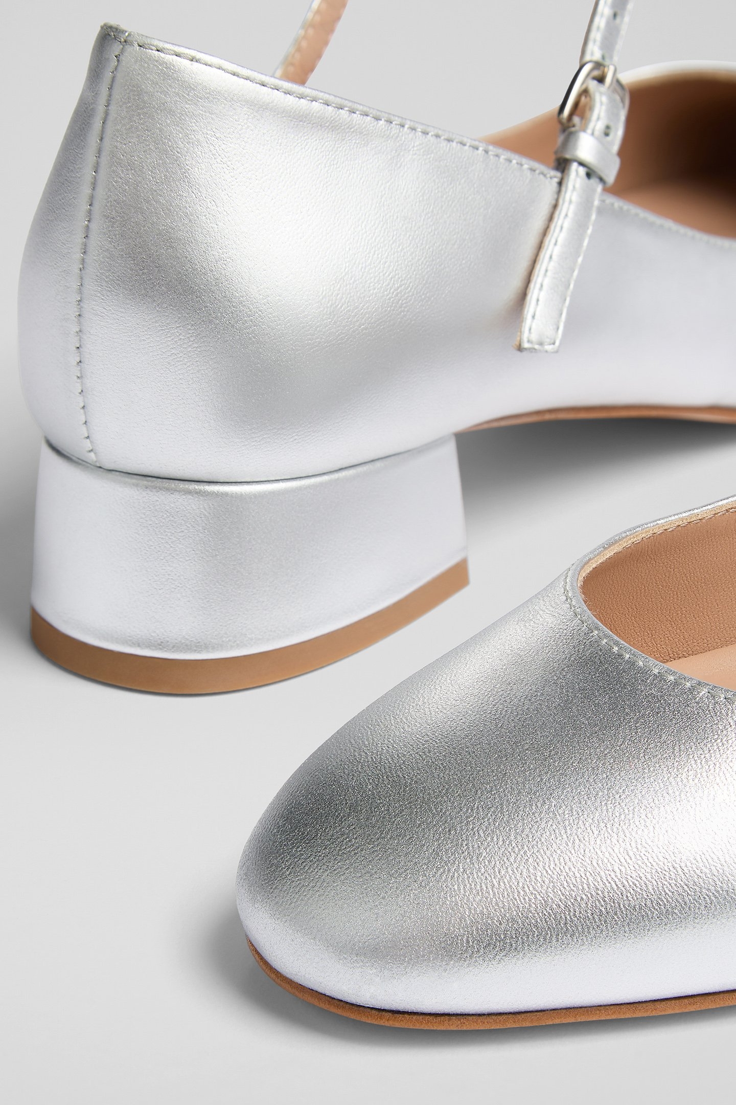 CC BEATRIX LOW BLOCK MARY SILVER 4