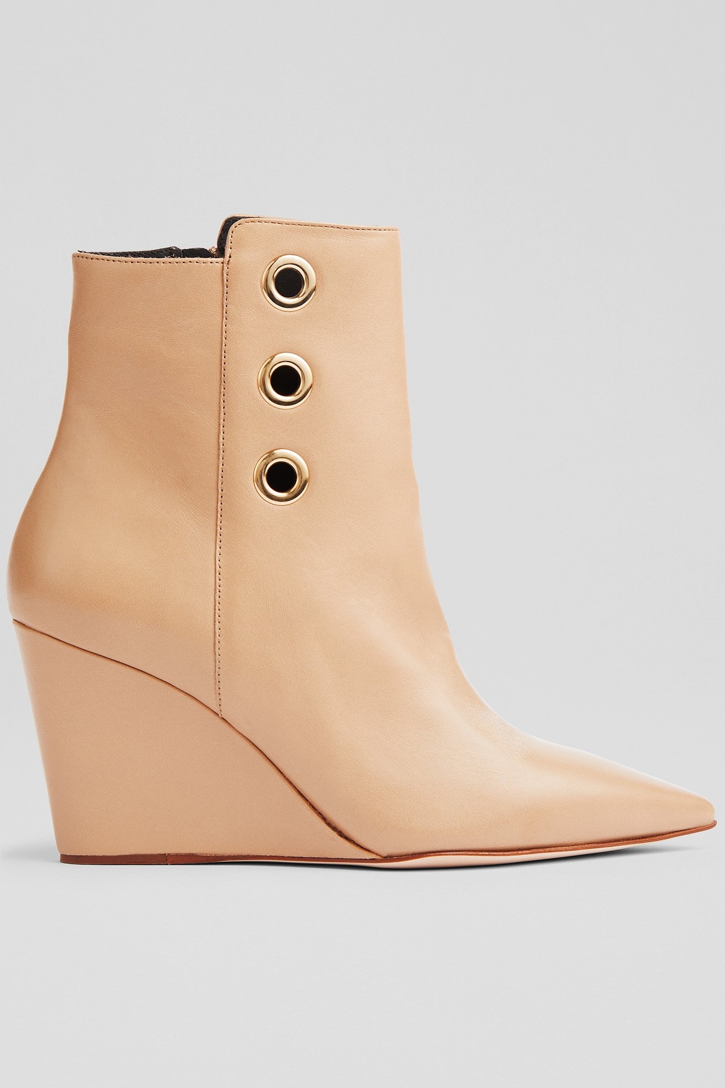 AB BRIE WEDGE BOOT BEIGE 1