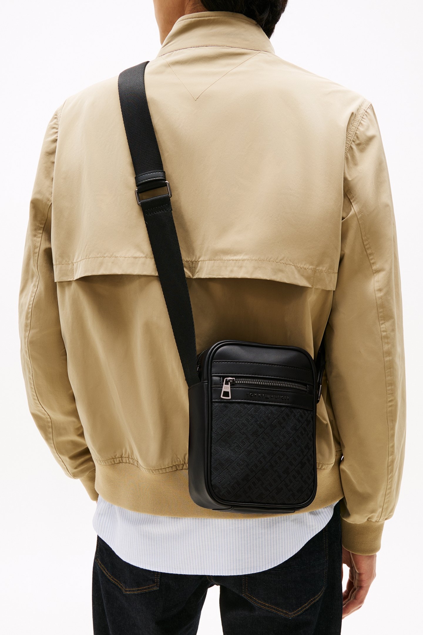 TH MONOGRAM MINI REPORTER BAG BLACK 2