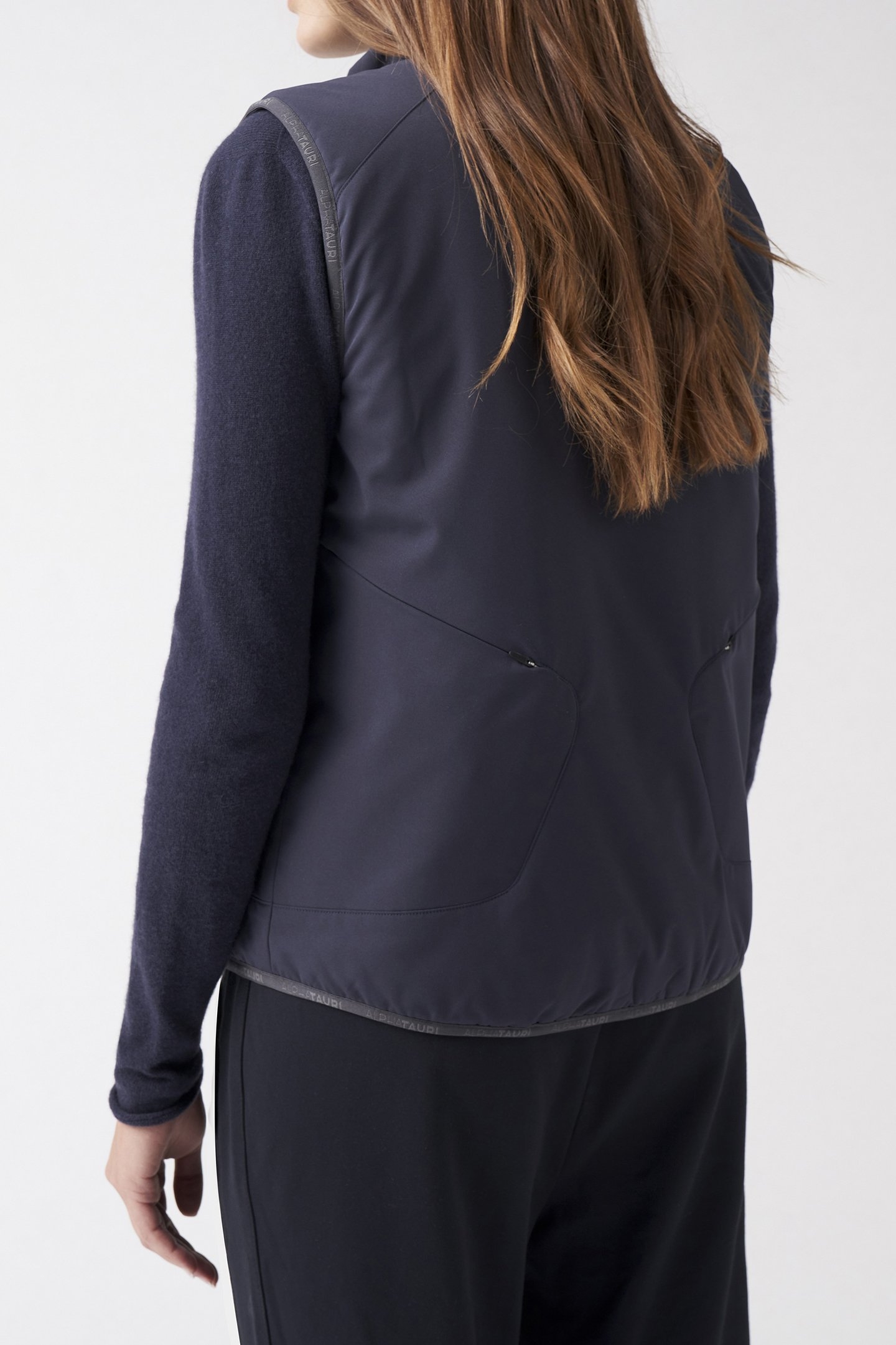 OVEMA V1.C1.03 HEATABLE VEST NAVY 2