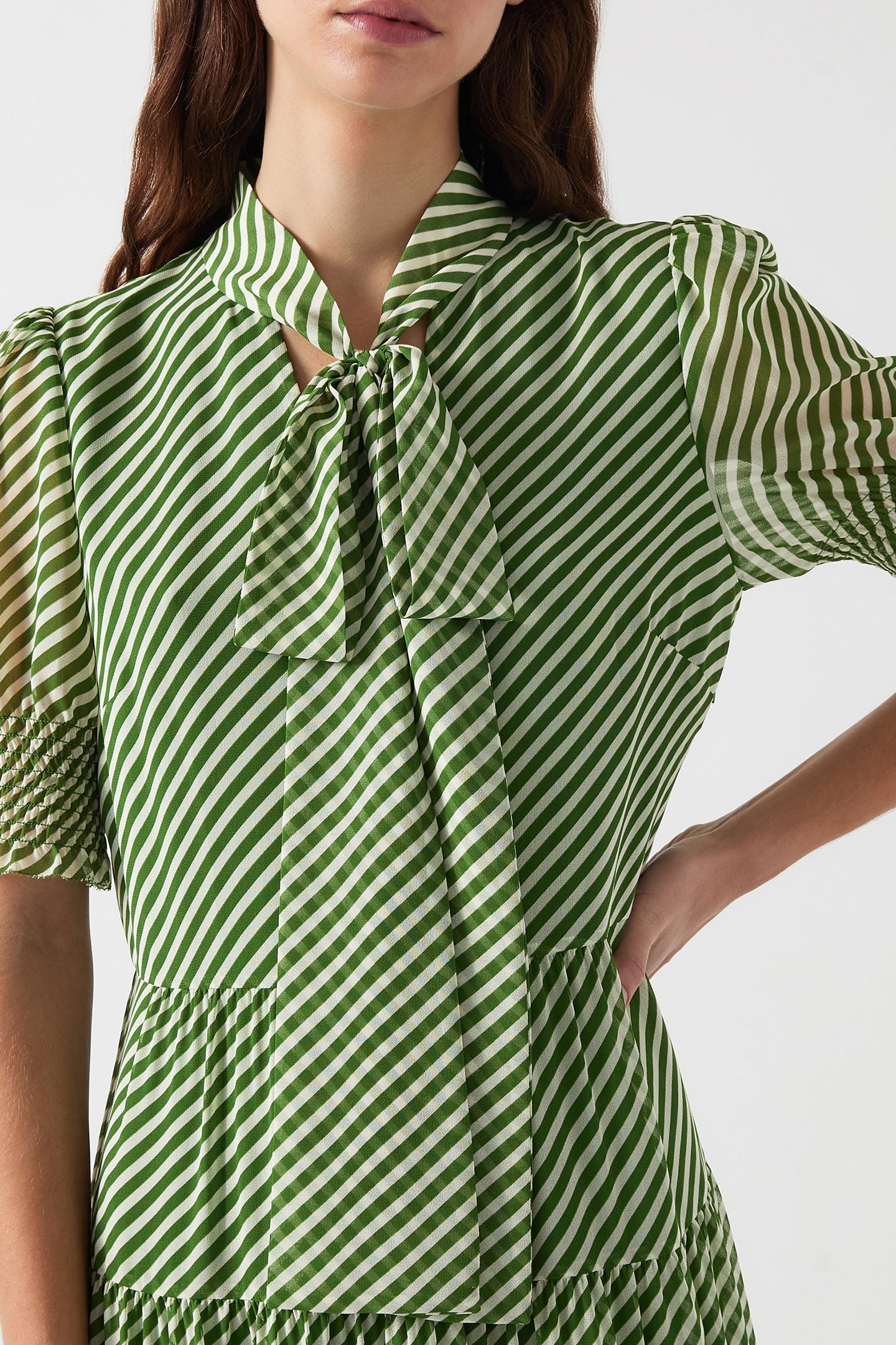 DR COCO TIE NECK DRESS GREEN 4