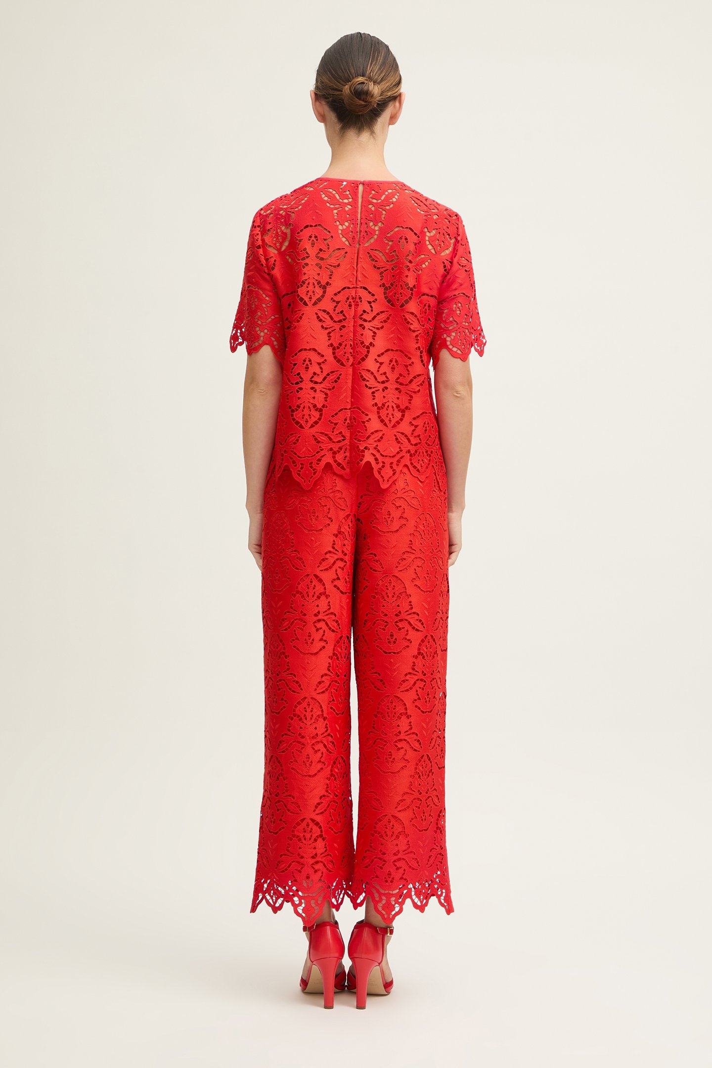 TR GRACE CUTWORK TROUSER RED 2