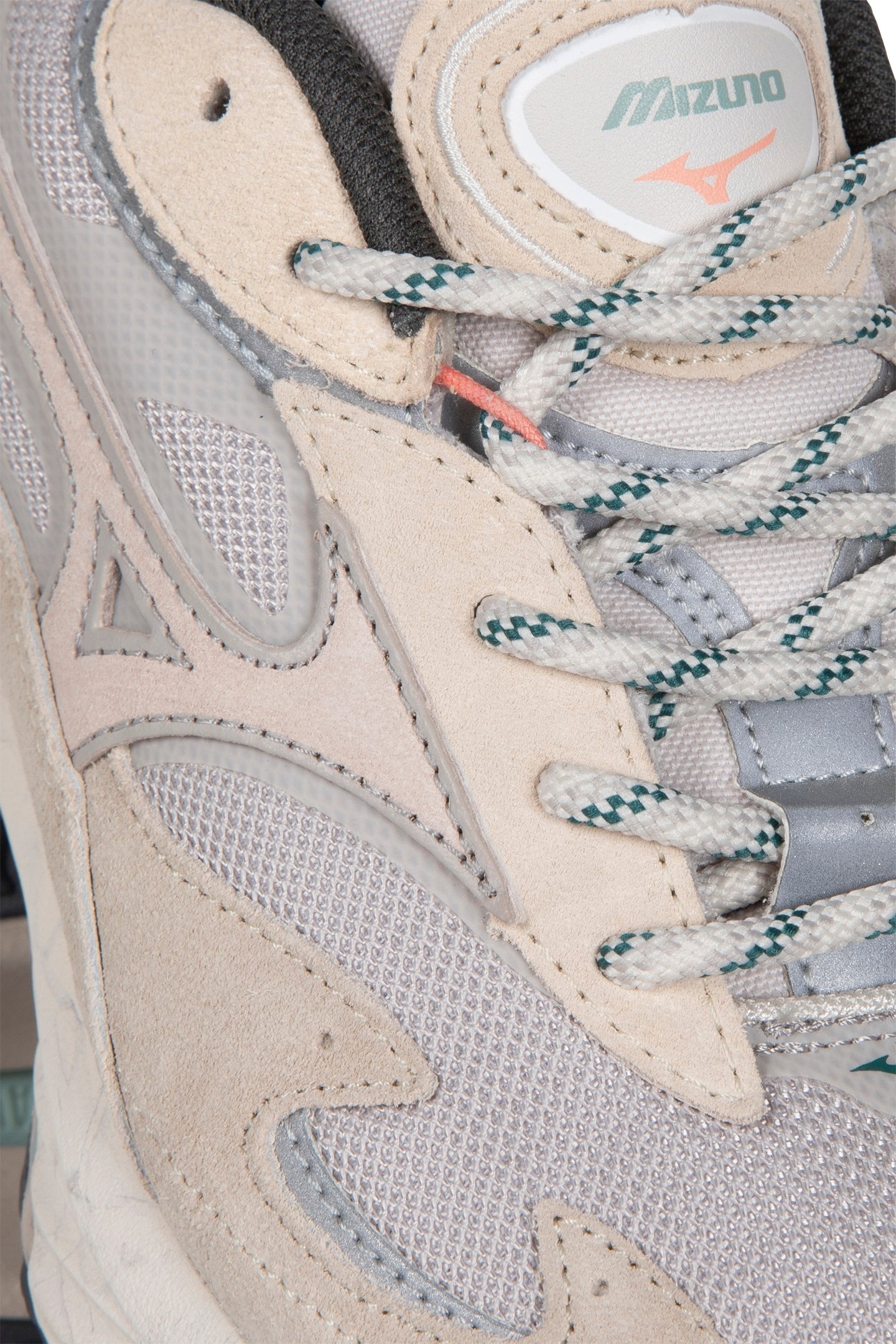 SHOE S.L. WAVE RIDER BETA UNISEX SILVER CLOUD/WHITE SAND/CED 4