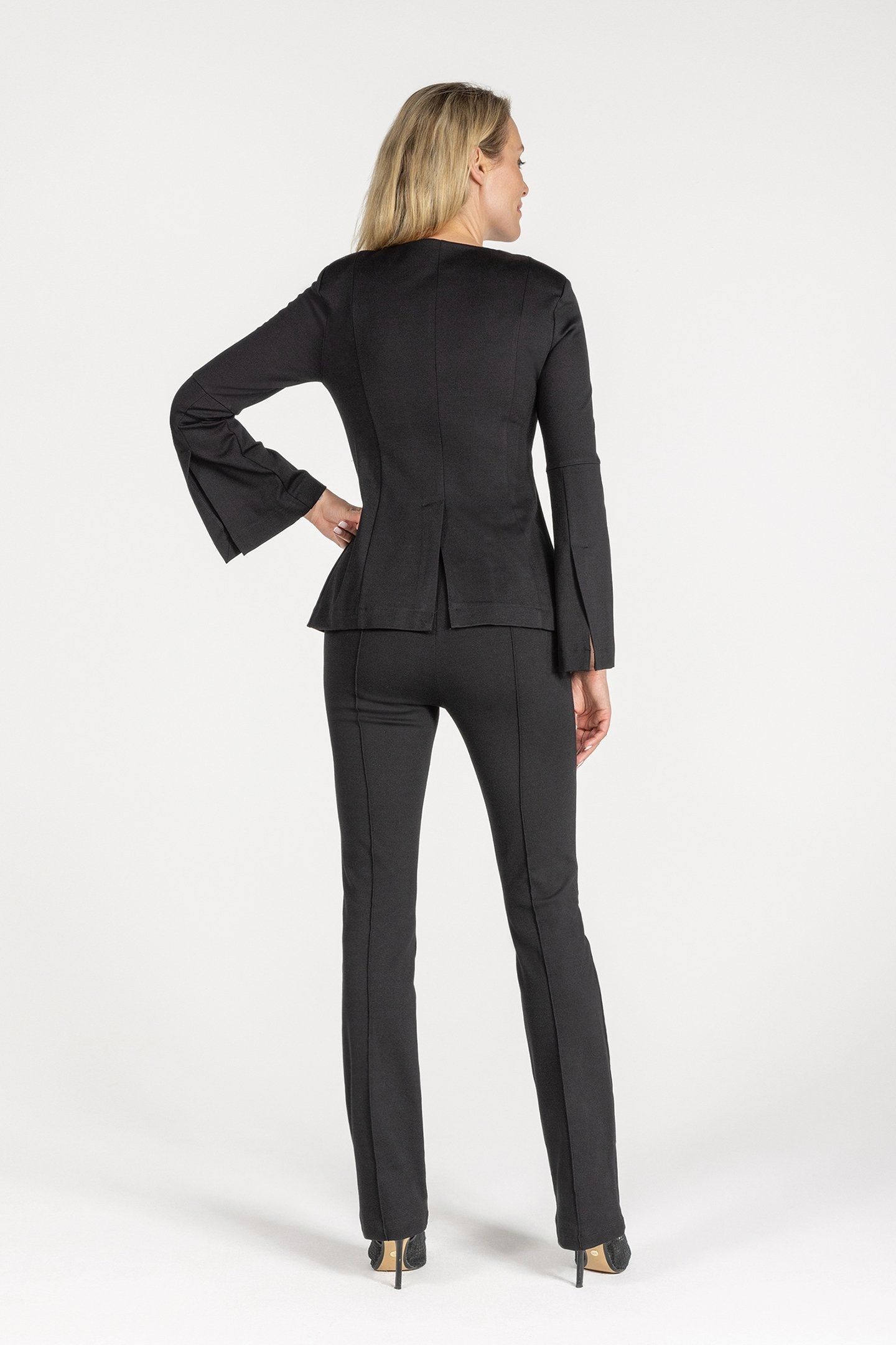 TALLINA TOPS BLACK 2