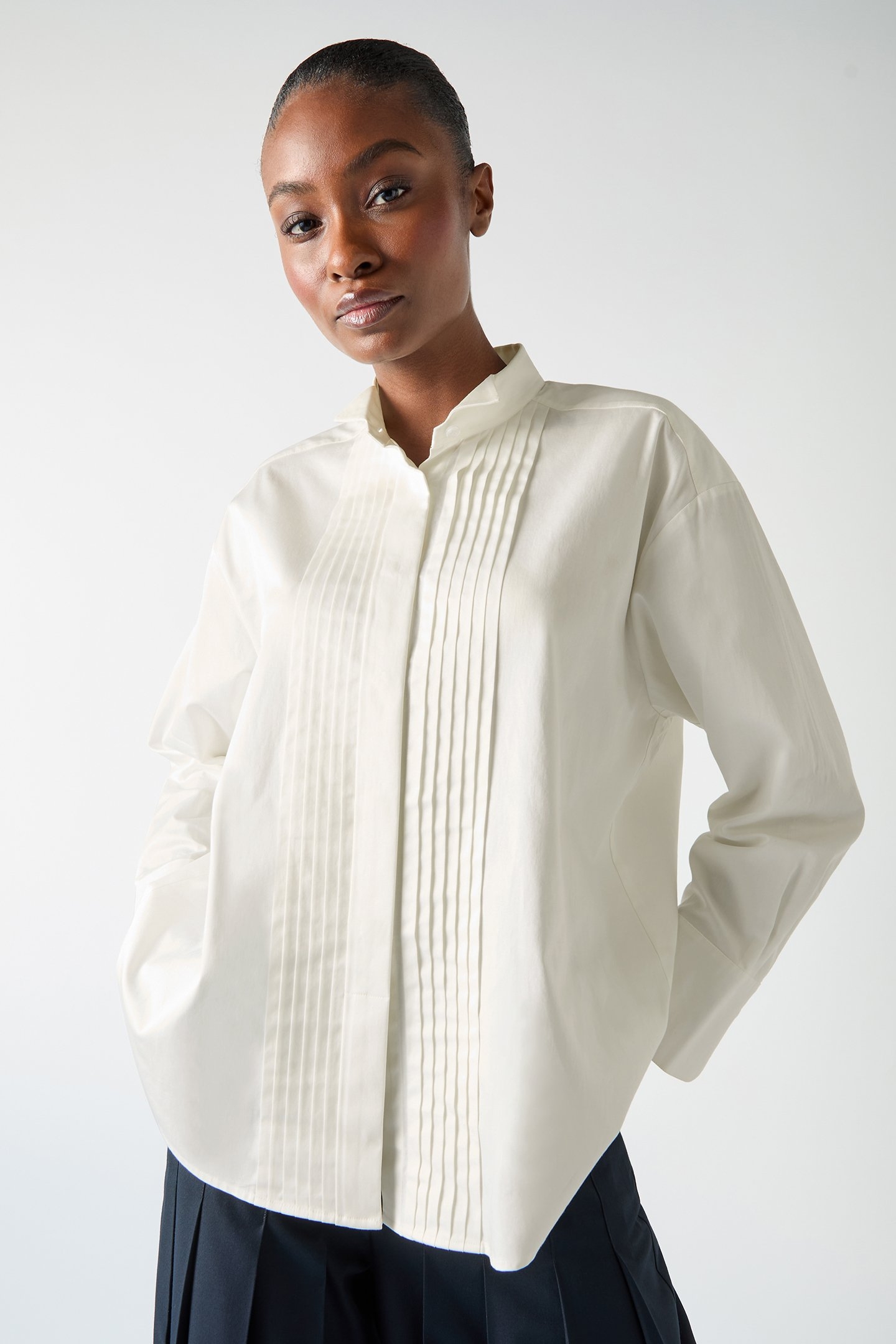TW COLETTE PLEAT SHIRT WHITE 4