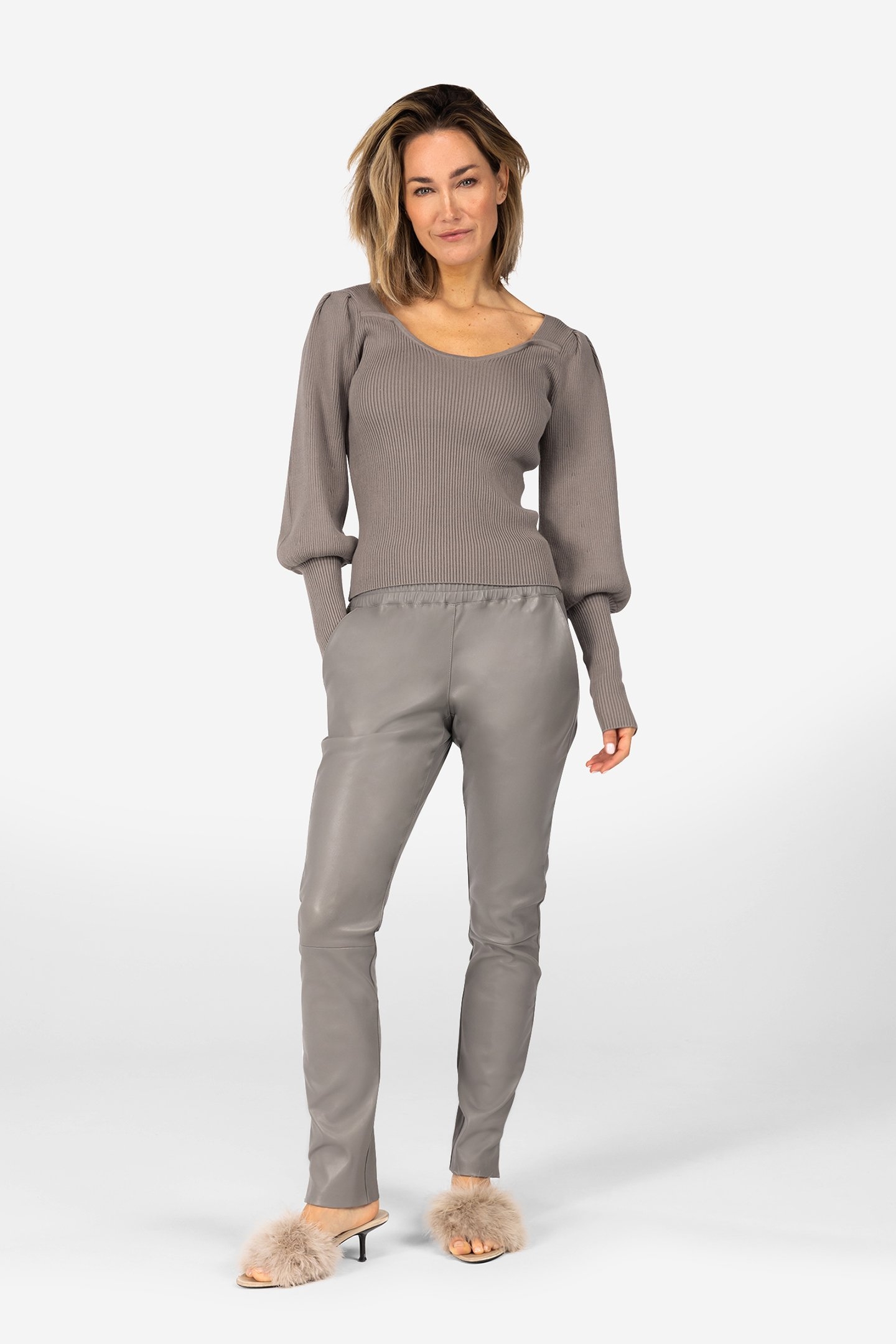 THIRZA TOPS CLASSIC GREY 1