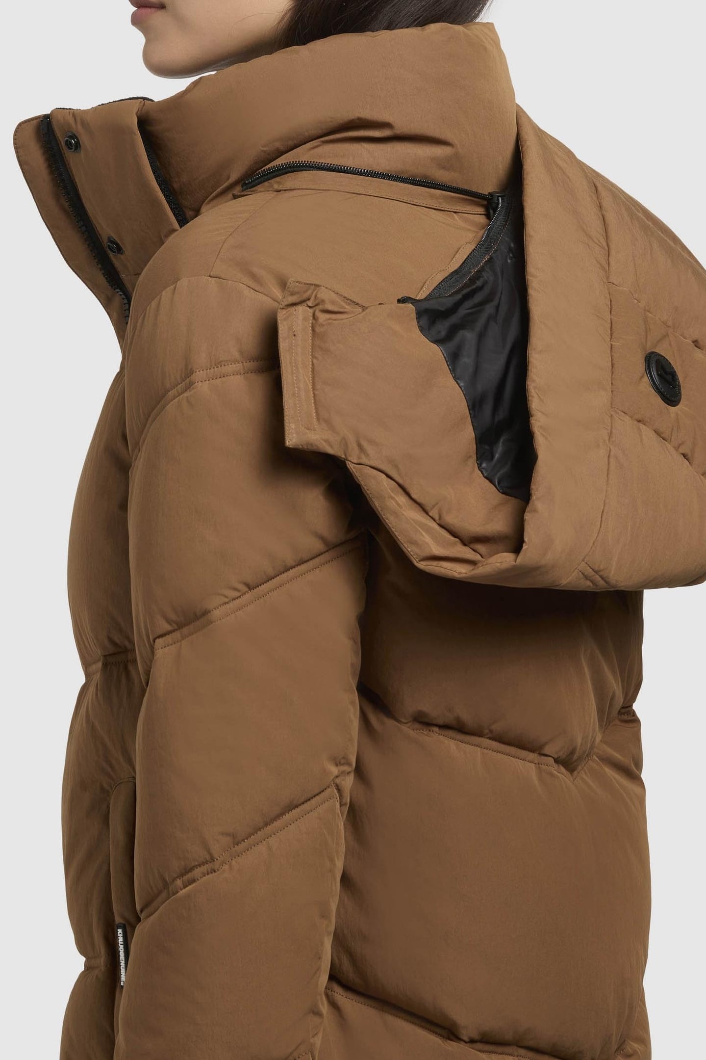 AINU COAT GOLDEN BROWN 5