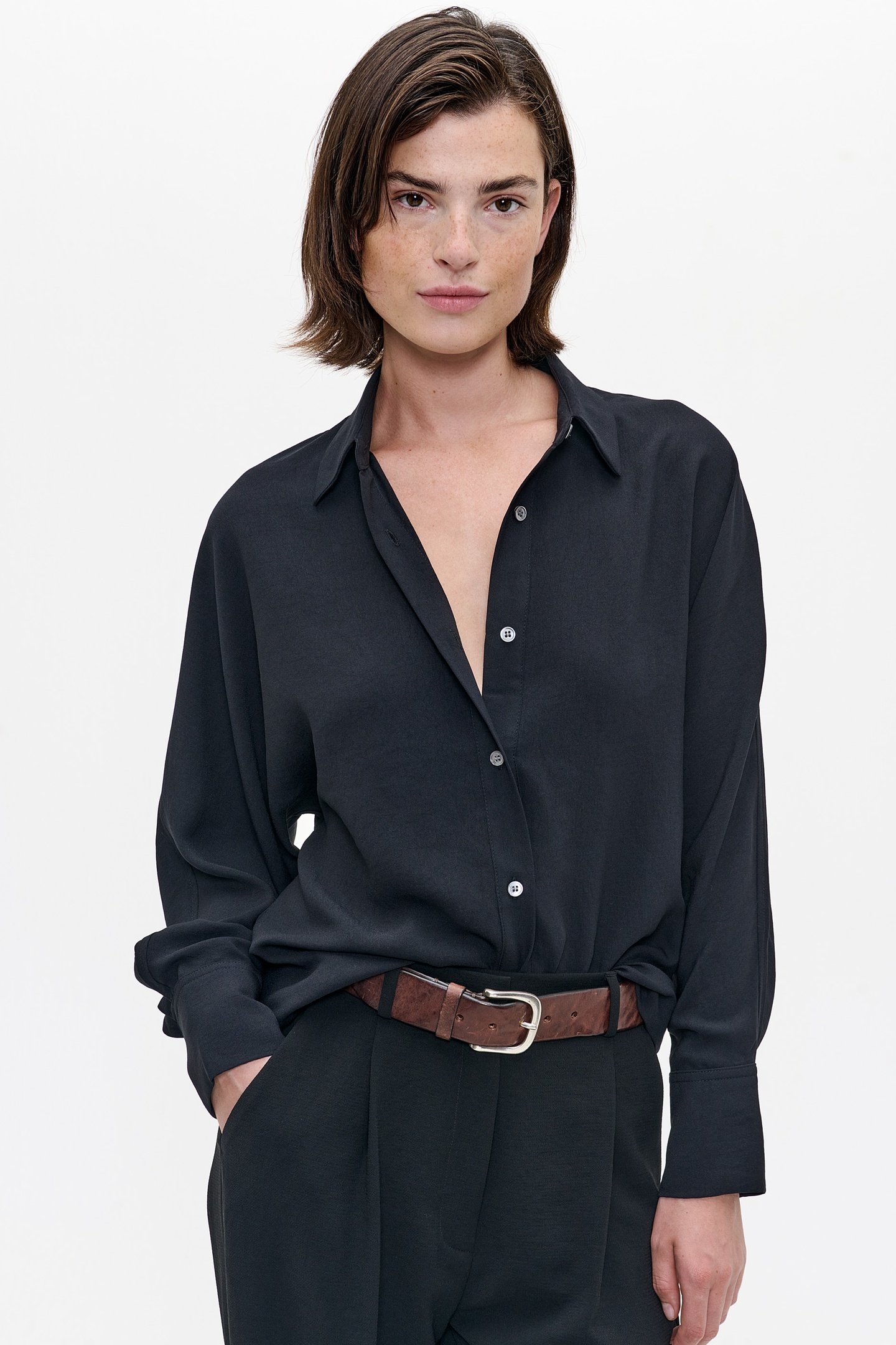 FLUID BAT-SLEEVE SHIRT BLACK 2