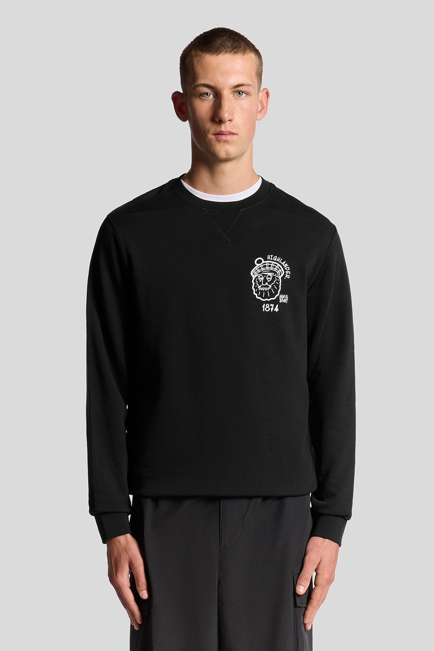 HIGHLANDER GRAPHIC SWEATSHIRT JET BLACK 1