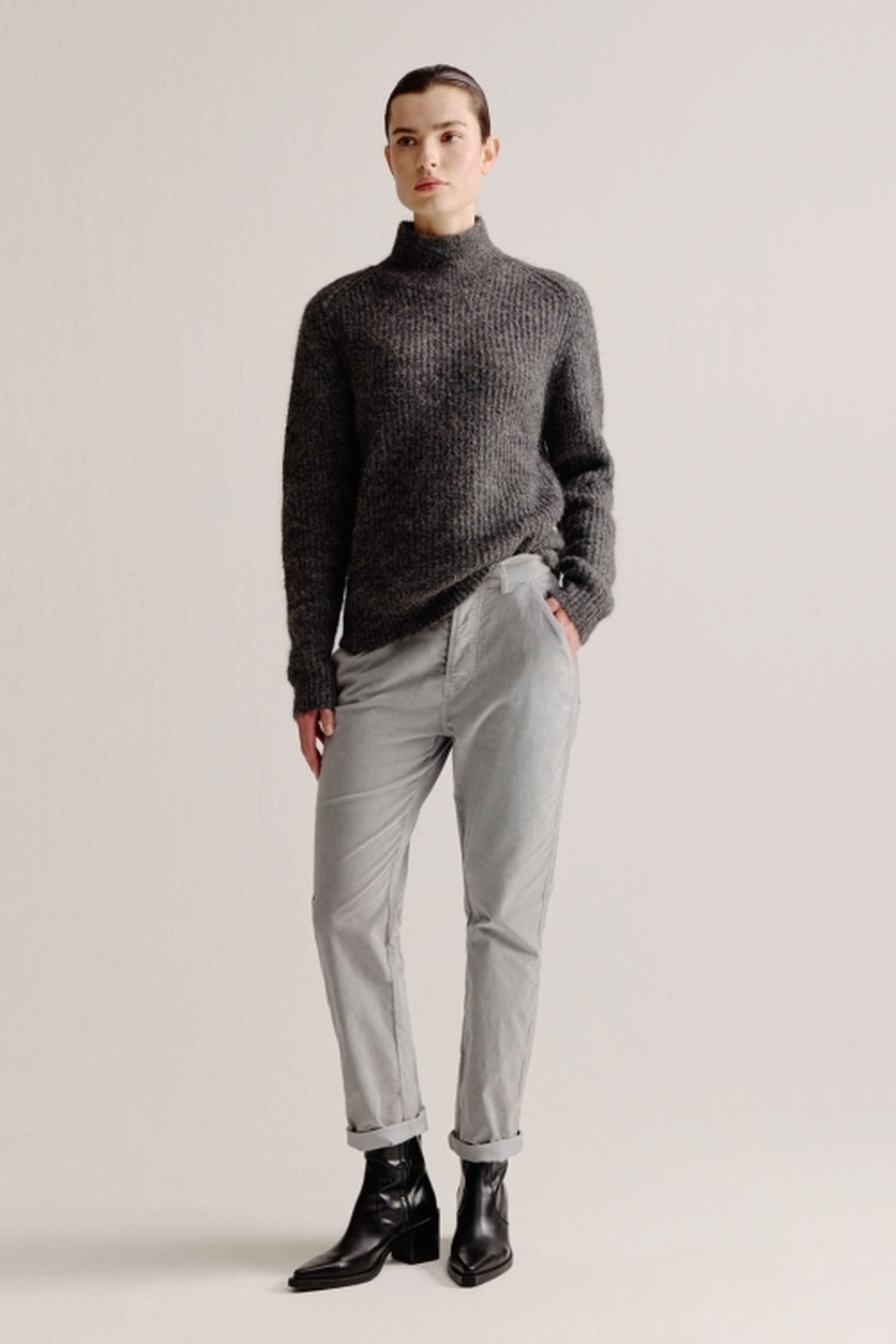 AURORA SWEATER ANTHRACITE 2