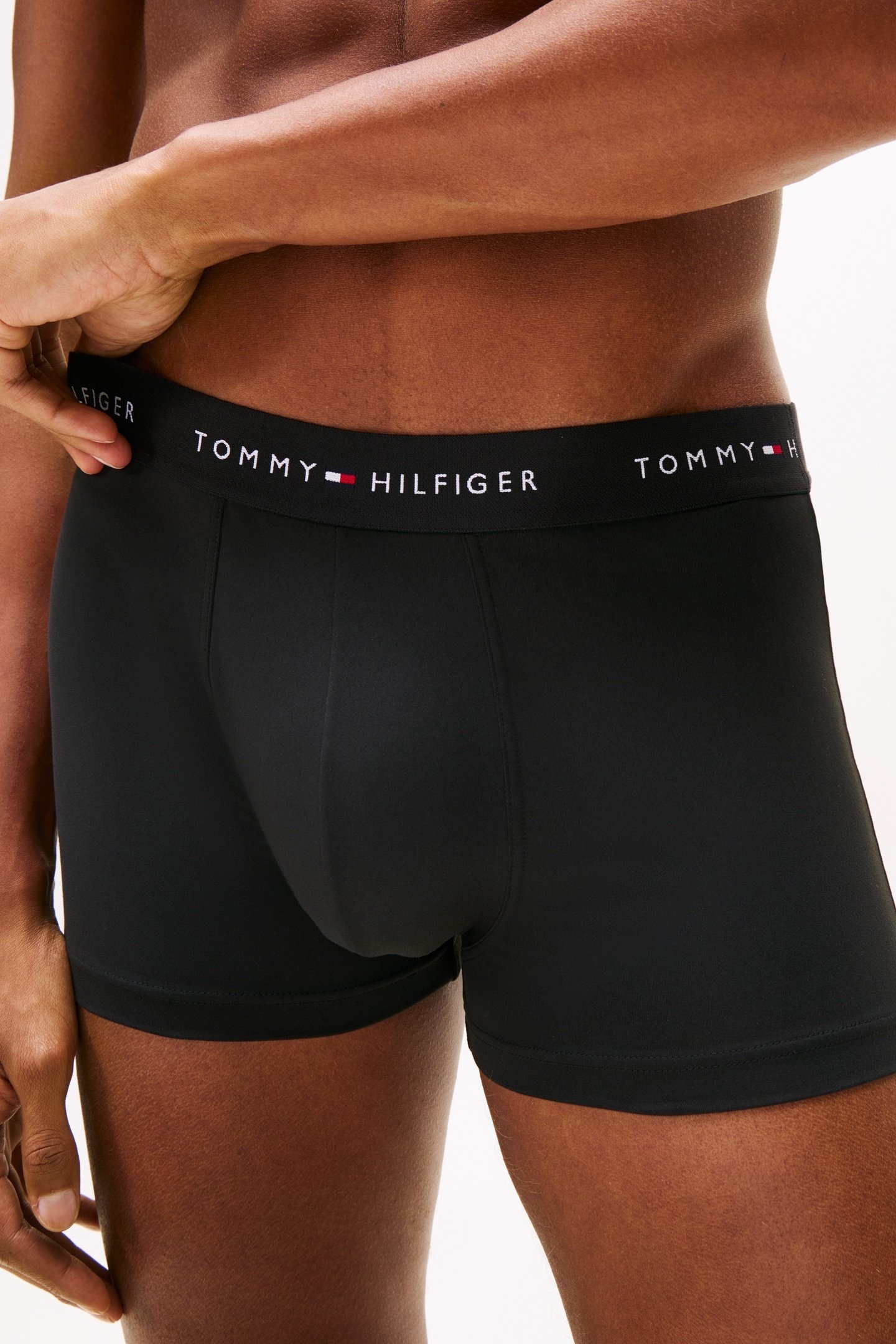 3-PACK SIGNATURE TRUNKS BLACK 5