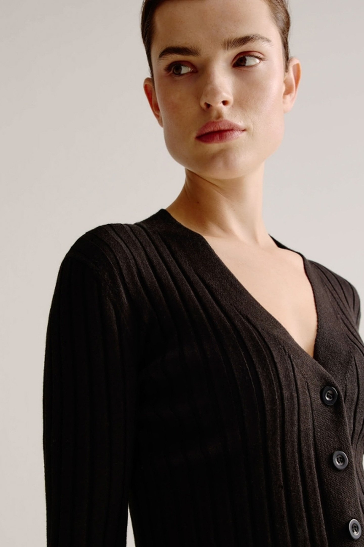LIEVE CARDIGAN BLACK 4