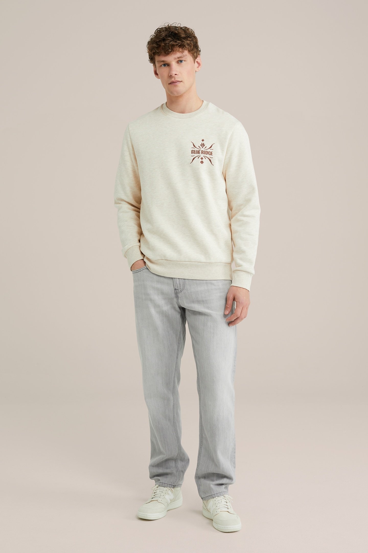 5-POCKET MID WAIST LIGHT GREY 2