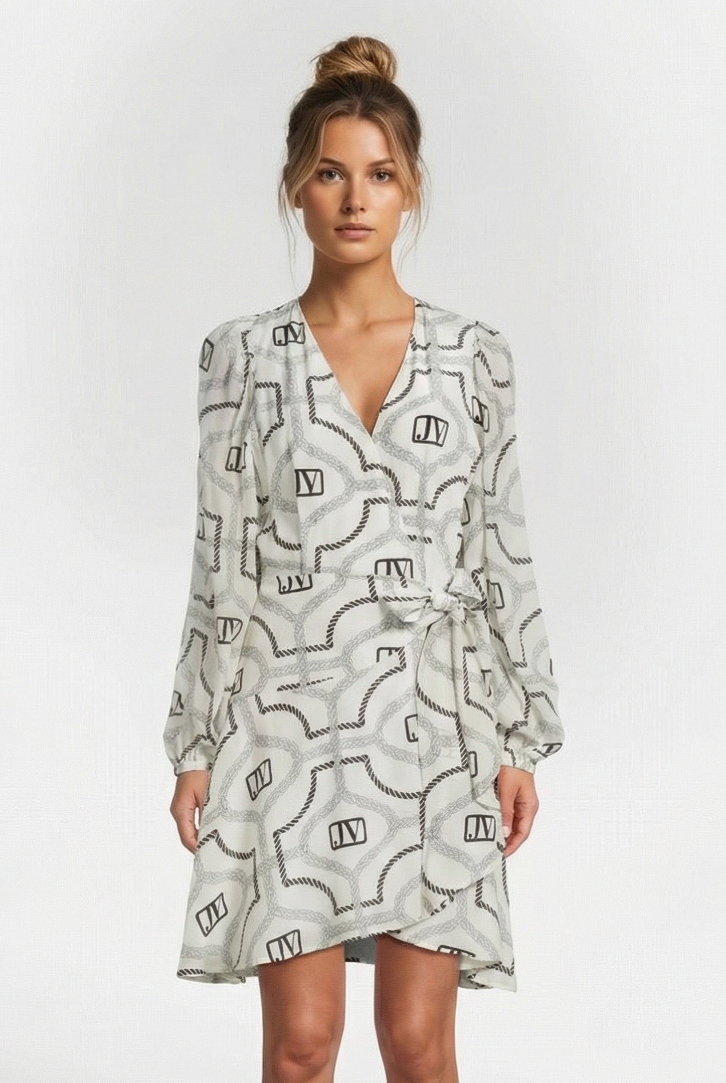 NICOLETTE DRESS COCOON WHITE BLACK 1