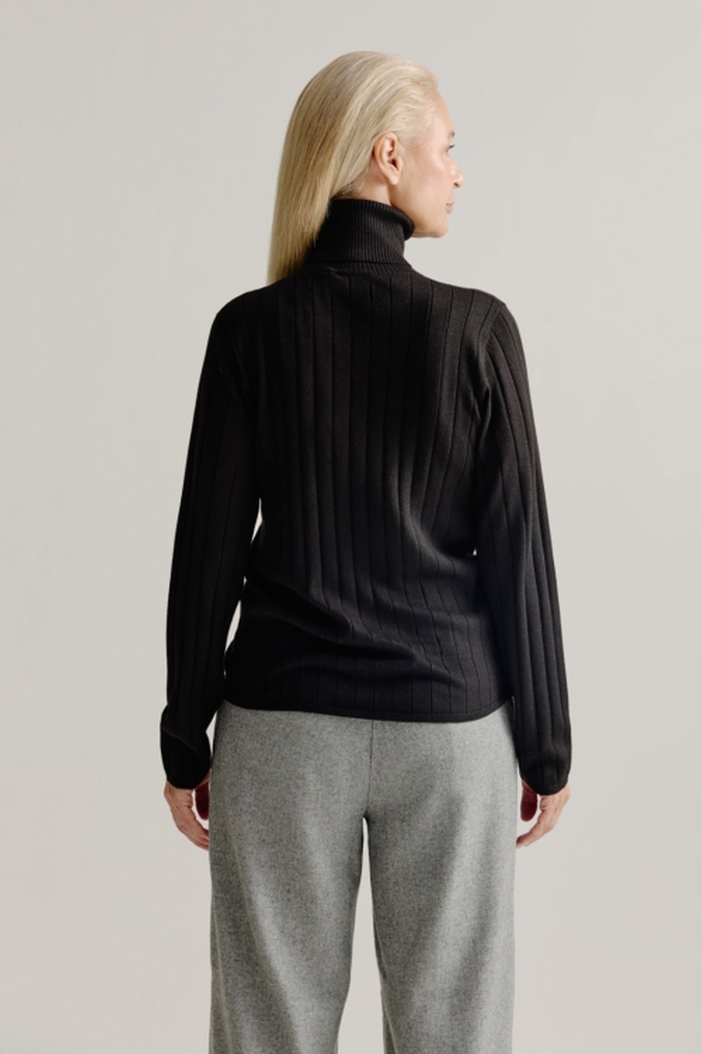 LISELOTTE TURTLE BLACK 3