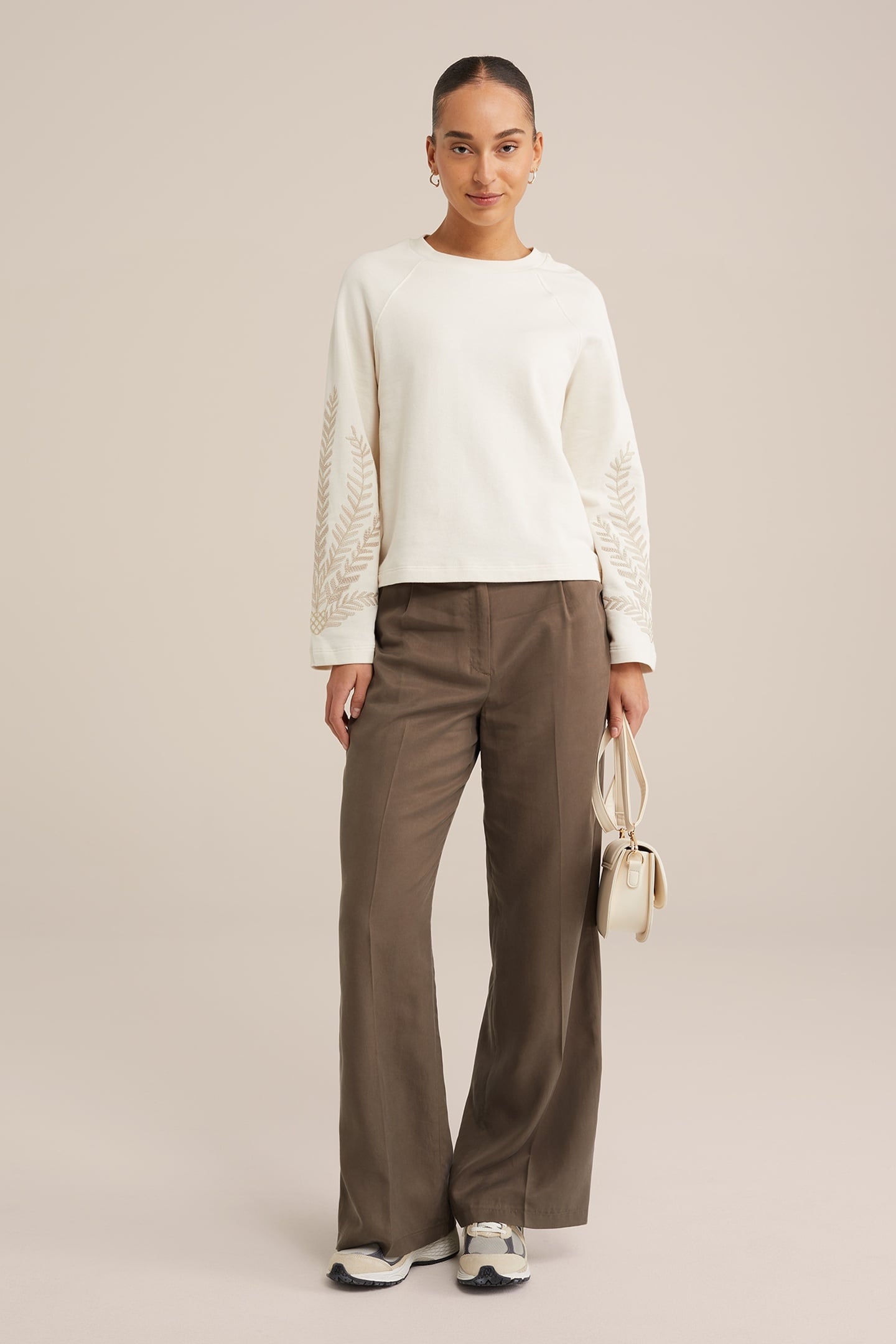 SWEATER BEIGE 6