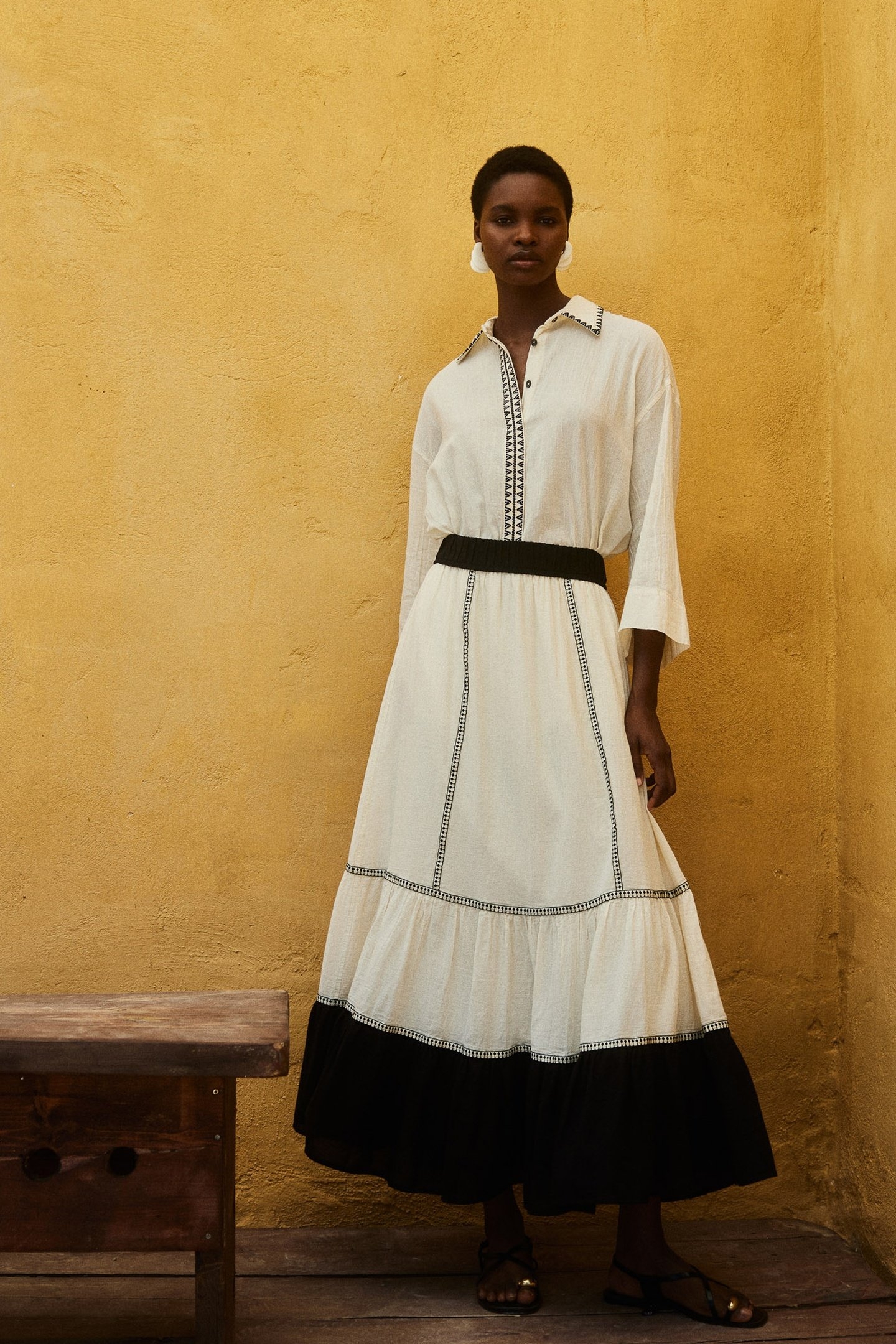 ERATO MIDI SKIRT GAZE BLACK OFFWHITE 1