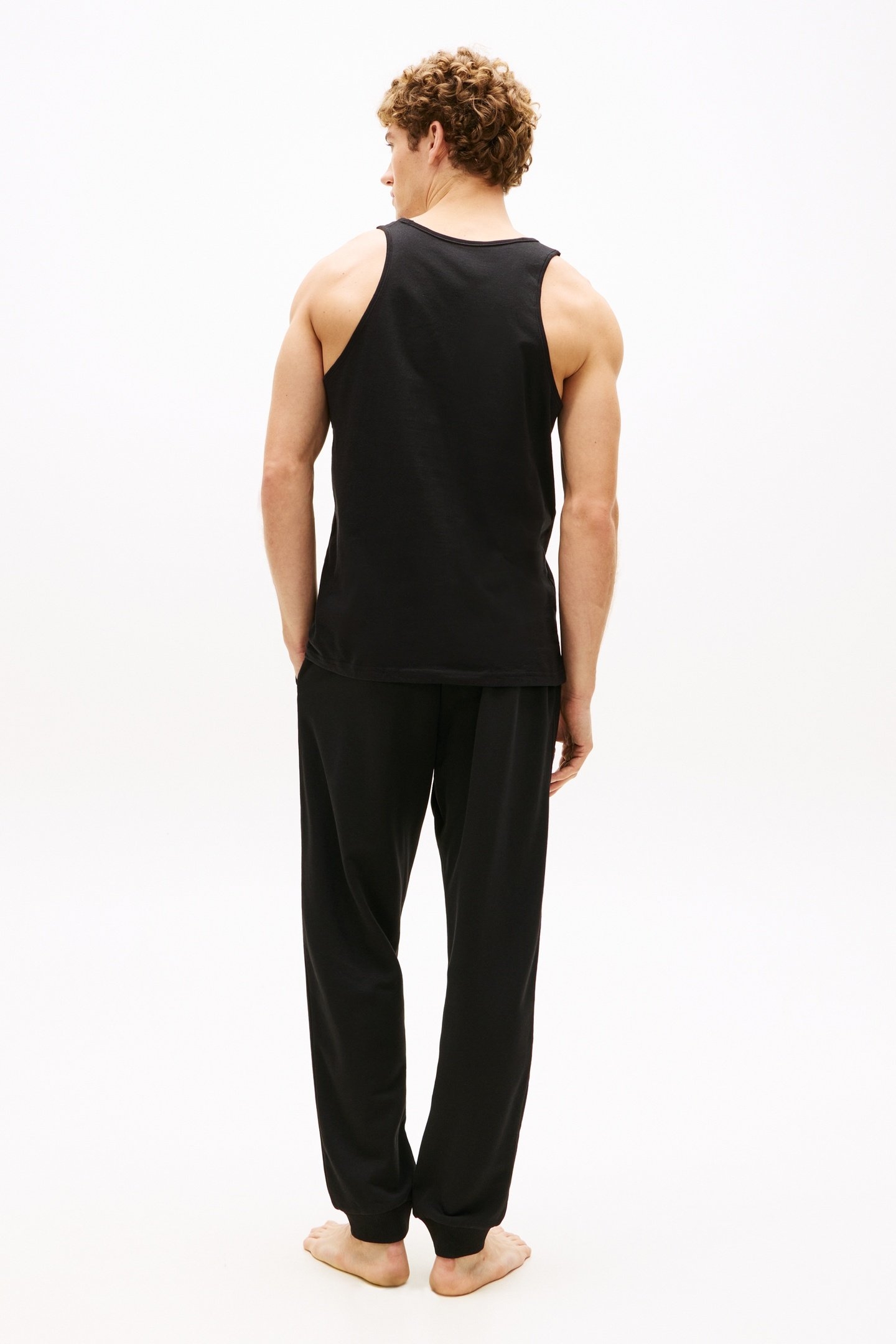 3-PACK ROUND NECK TANK TOPS BLACK 7