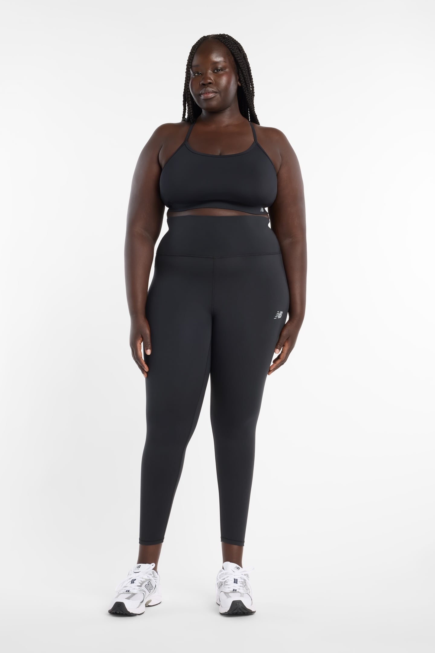 ESSENTIAL YOGA BRA BLACK (BK) 4