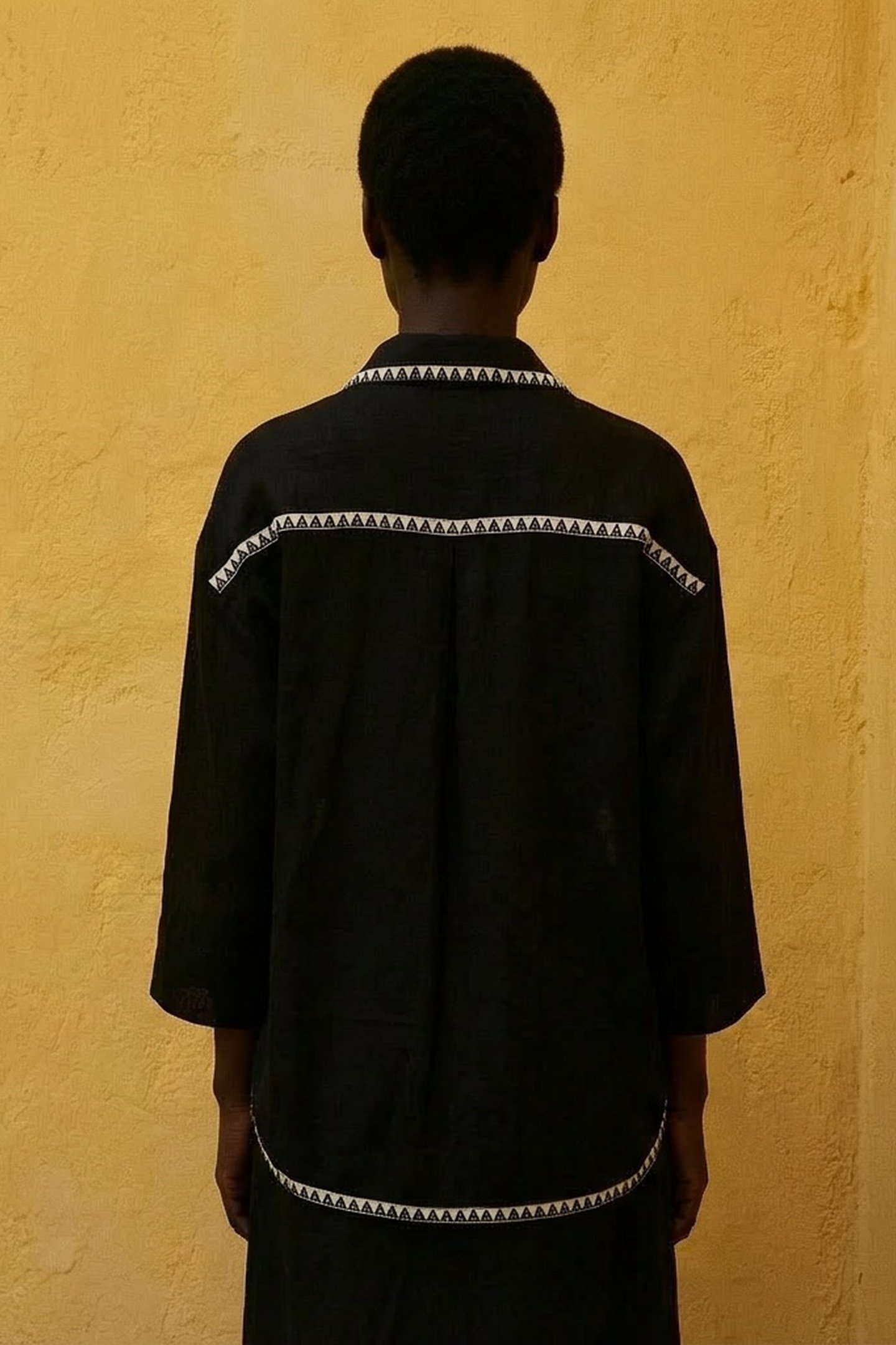 GAIA SHIRT GAZE BLACK 2