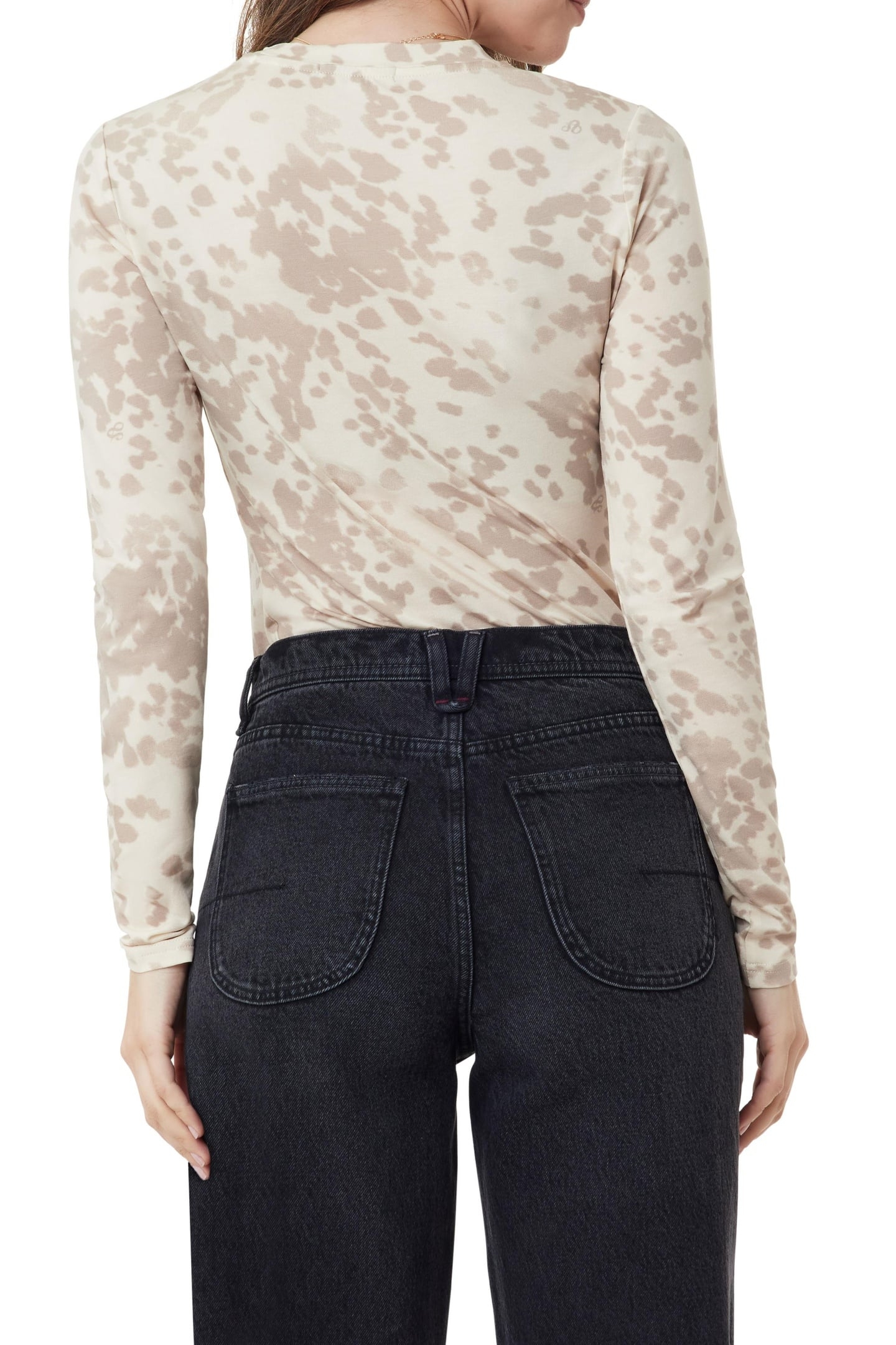 CREW NECK WHITECAP GRAY COW PRINT 3