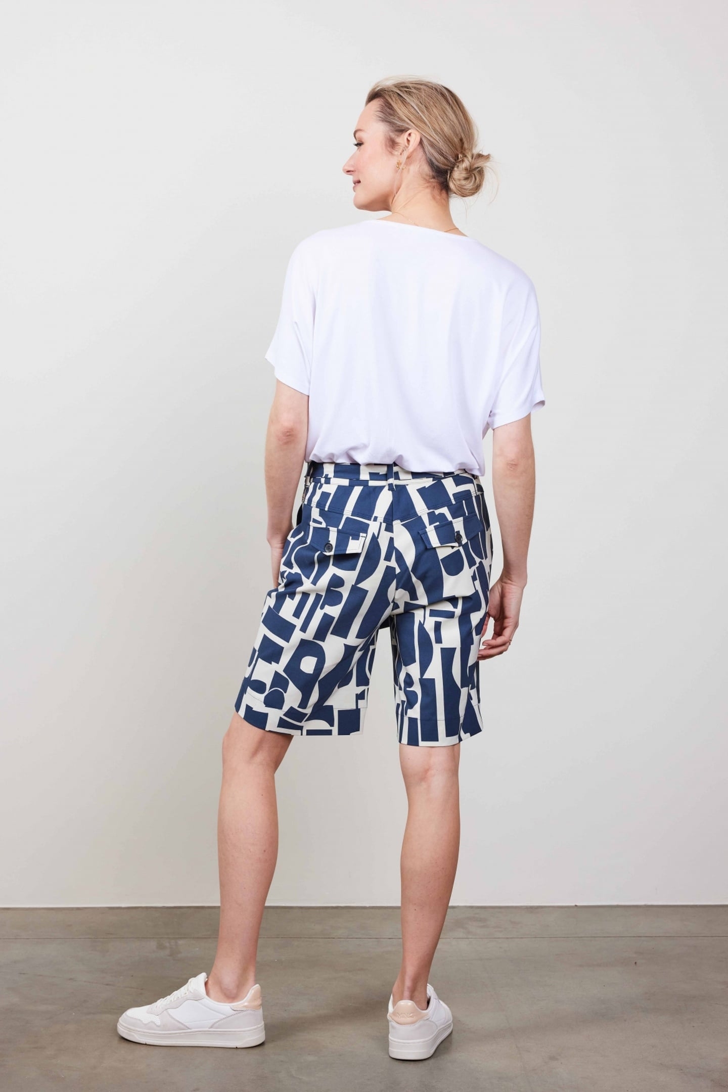 TRAVEL BERMUDA URBAN PRINT IN DARKBLUE WITH GALAXY PRINT 4