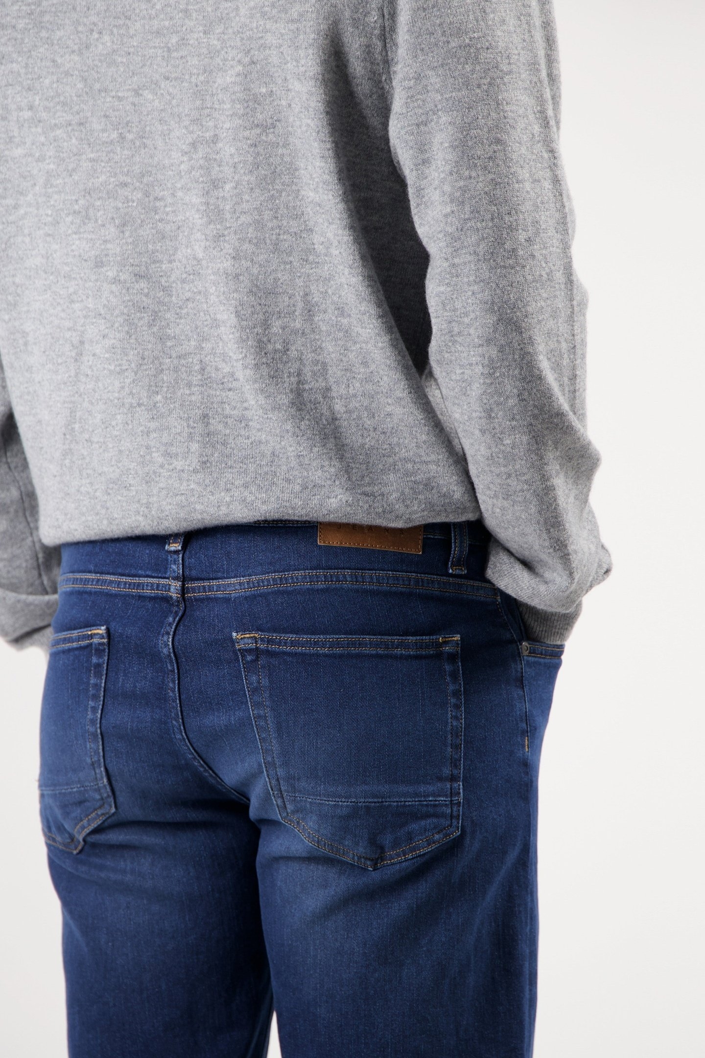 BRYCE MID STRAIGHT MEDIUM DARK 3