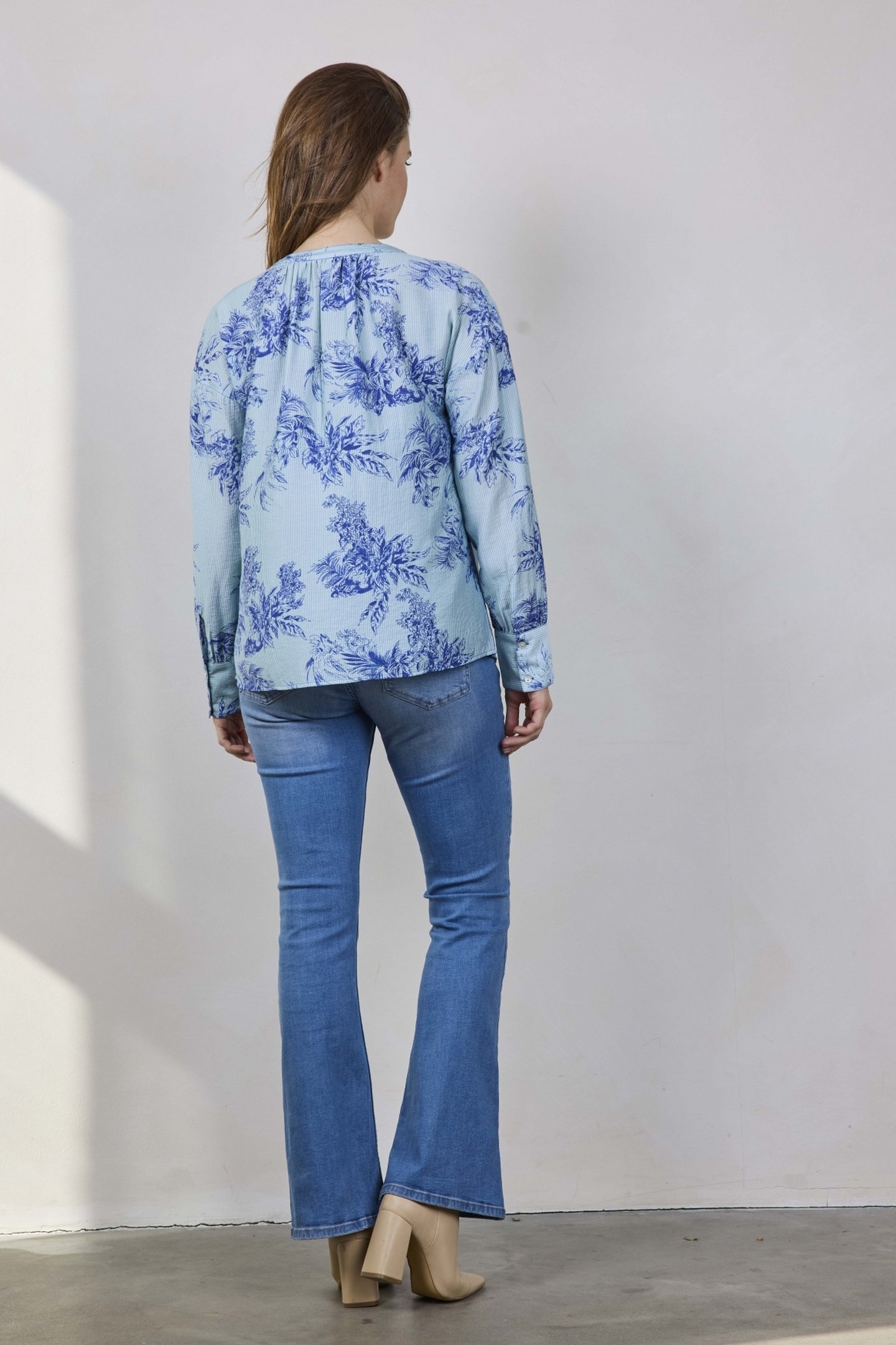 BLOUSE SARI LIGHT GREEN FINELINER PRINT 4