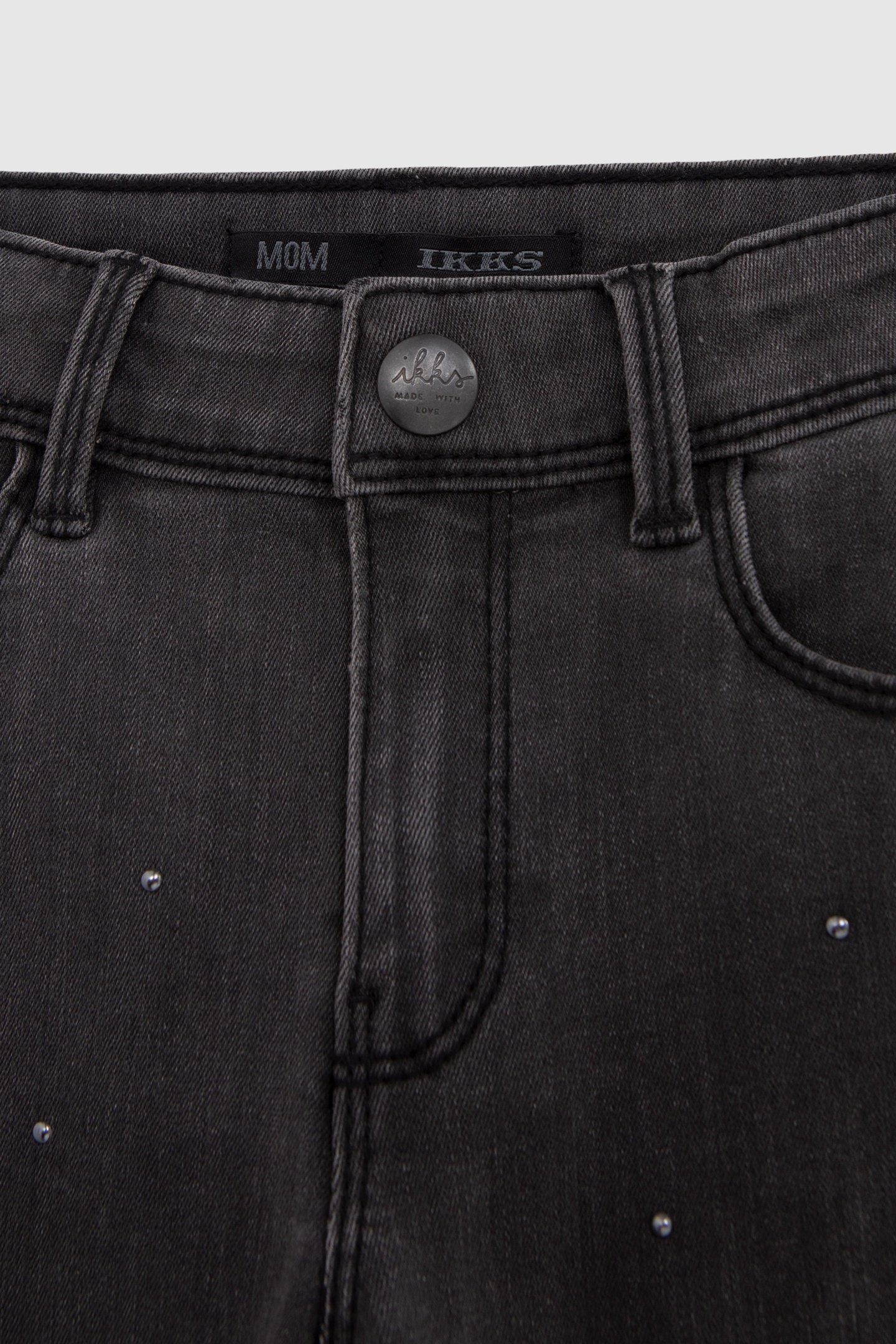 MOM WASHED BLACK JEANS WITH GIRL STUDS 3