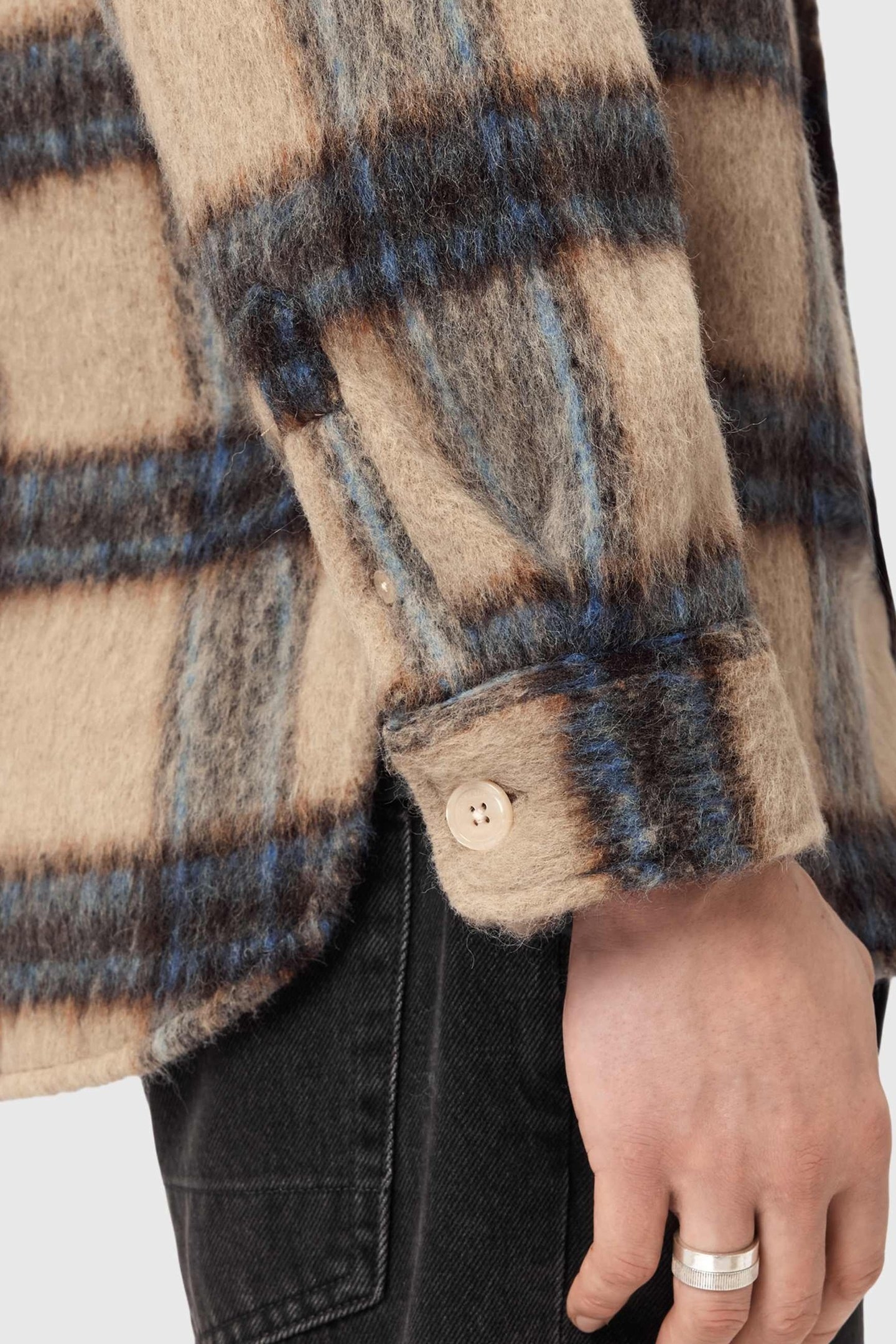 MOGAMY LS SHIRT BEIGE 8