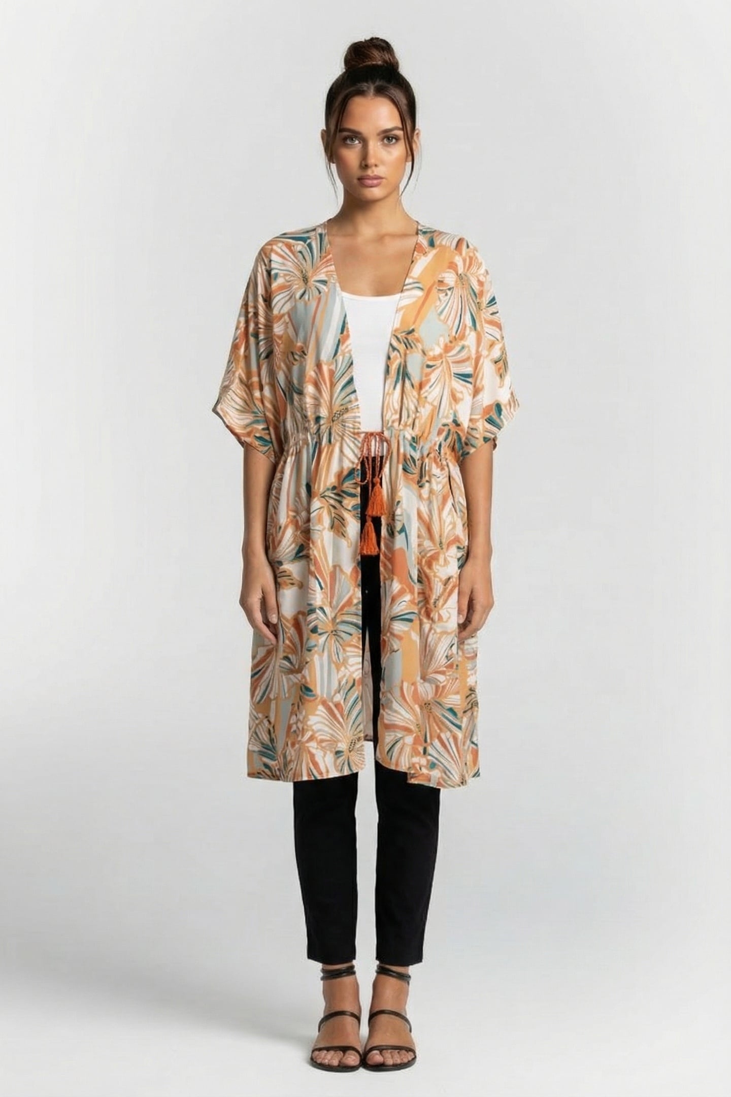 KAFTAN YASSINA IN OFFWHITE WITH MARITIMO PRINT 1