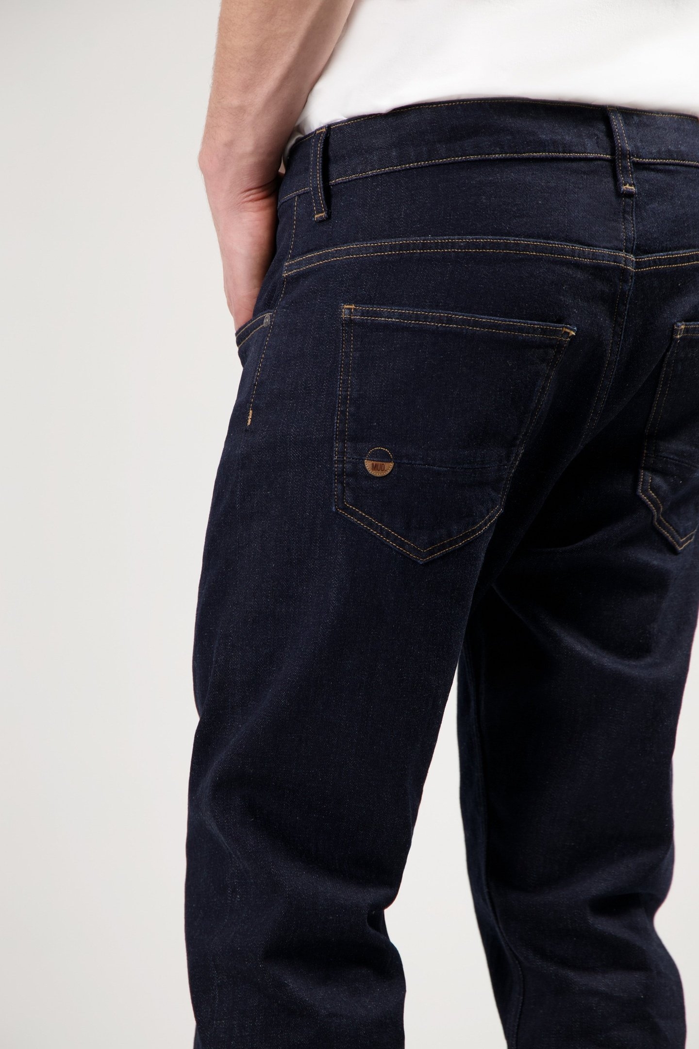 HANK MID TAPERED DIP DRY 3