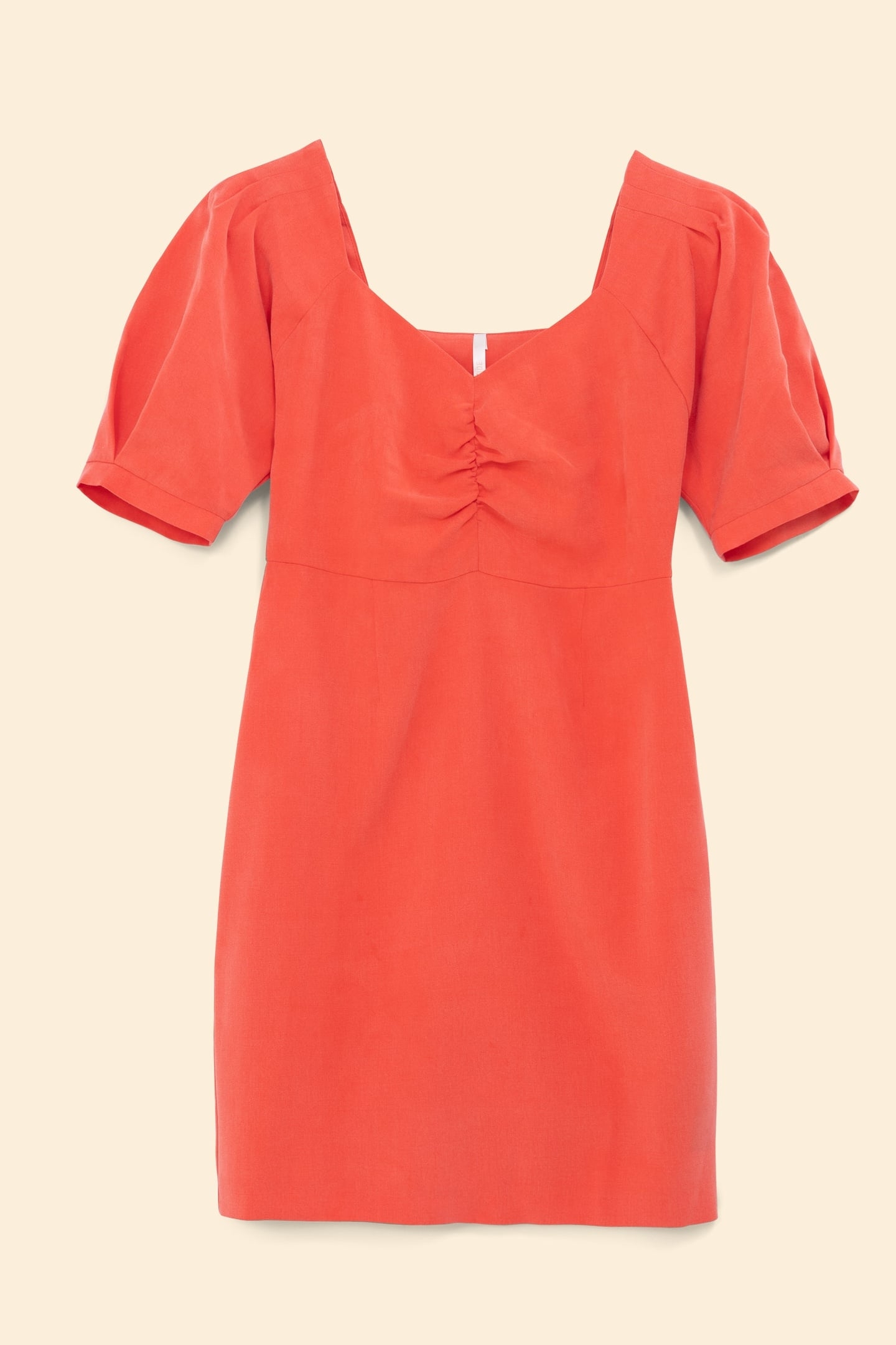 RED SHORT DRESS WITH HEART NECKLINE CURRANT 6