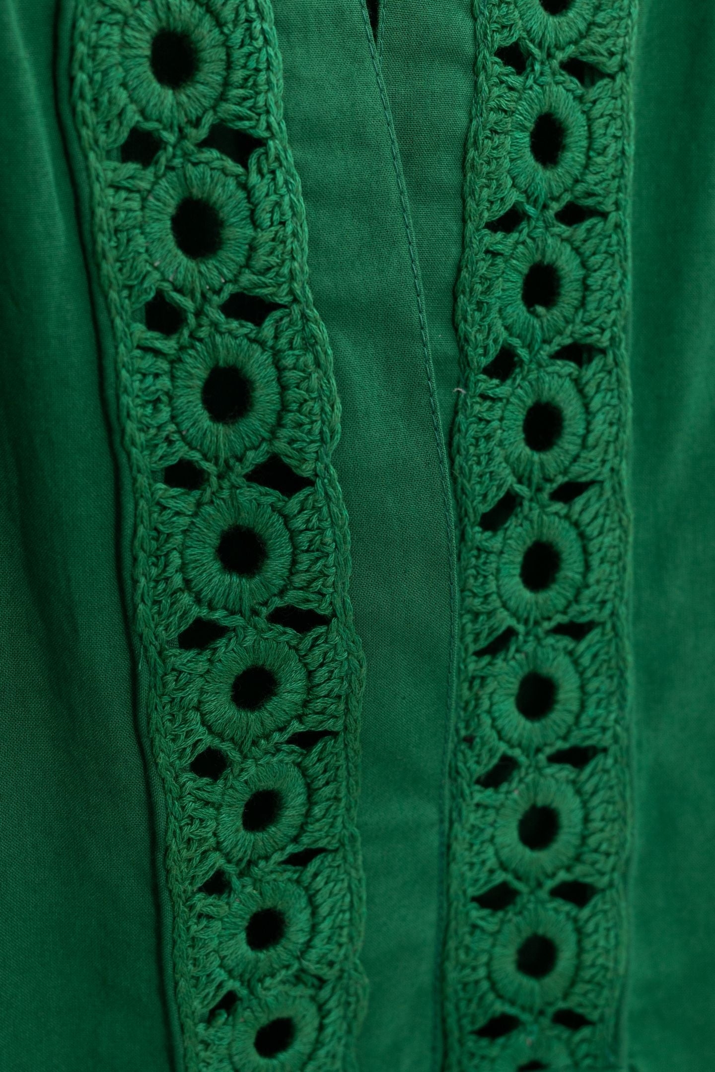 LOOSE-FITTING GREEN ORGANIC COTTON BLOUSE WITH EMBROIDERED N 4