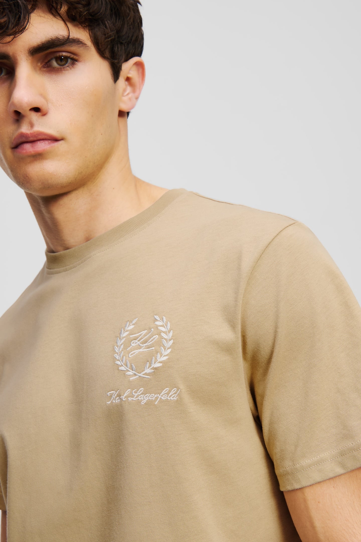 TWILL HOTEL KARL CREST SS T-SHIRT 2