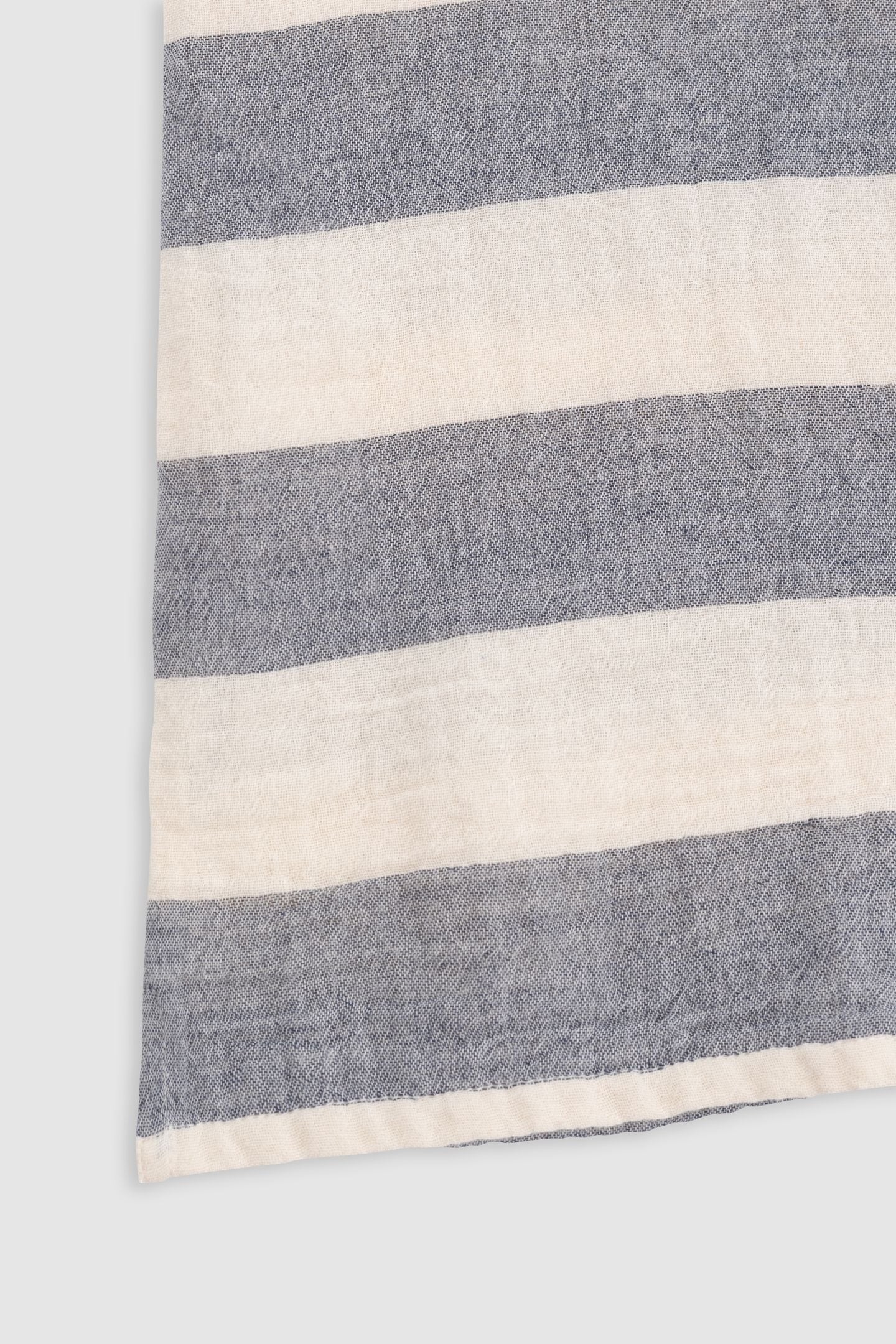 NAVY SHIRT WITH WIDE STRIPES 4