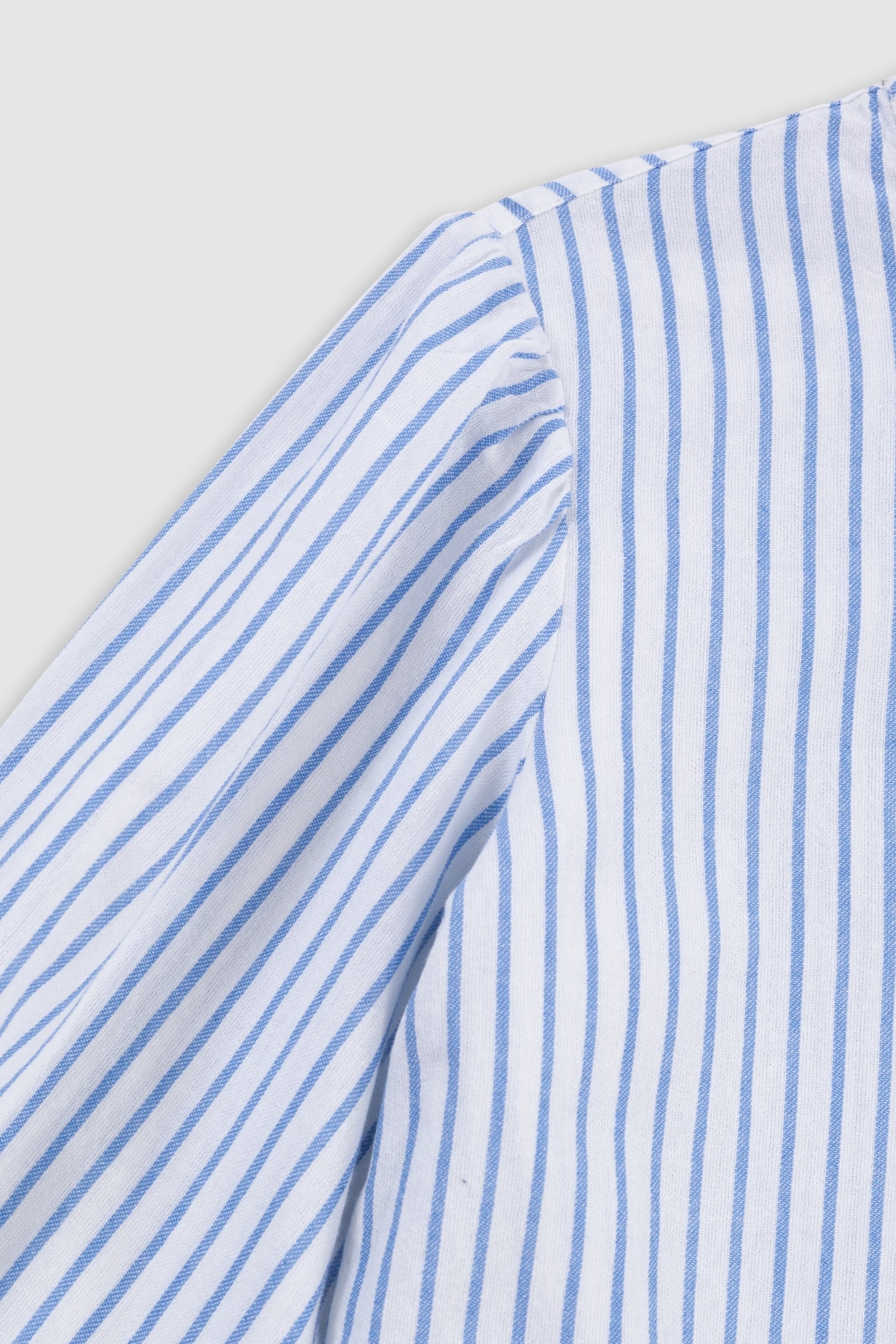 BLUE STRIPED BLOUSE WITH LACE COLLAR AND BASQUE 6