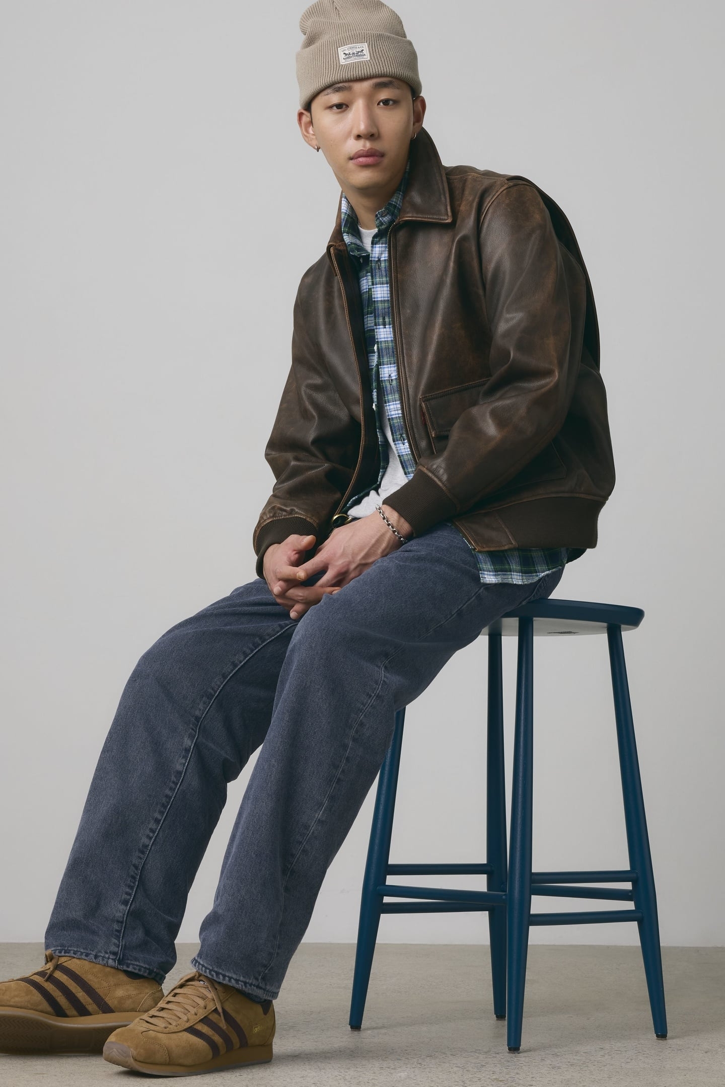 568 LOOSE STRAIGHT THE MIDNIGHT BLUES S 3