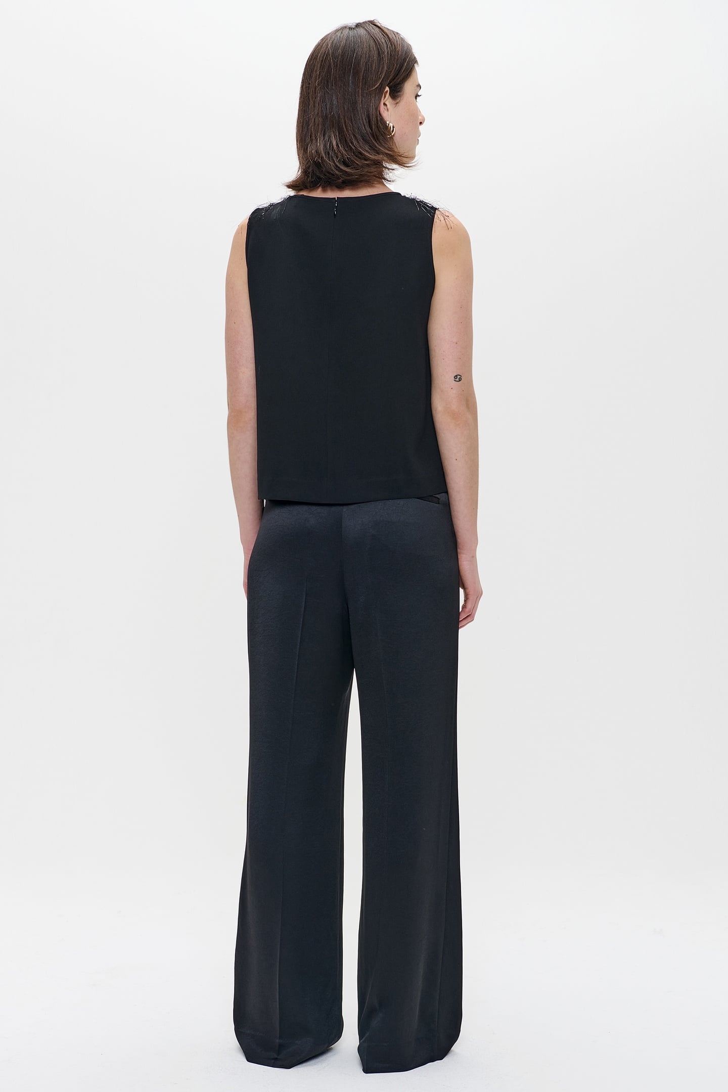 LUREX SLEEVELESS TOP BLACK 4