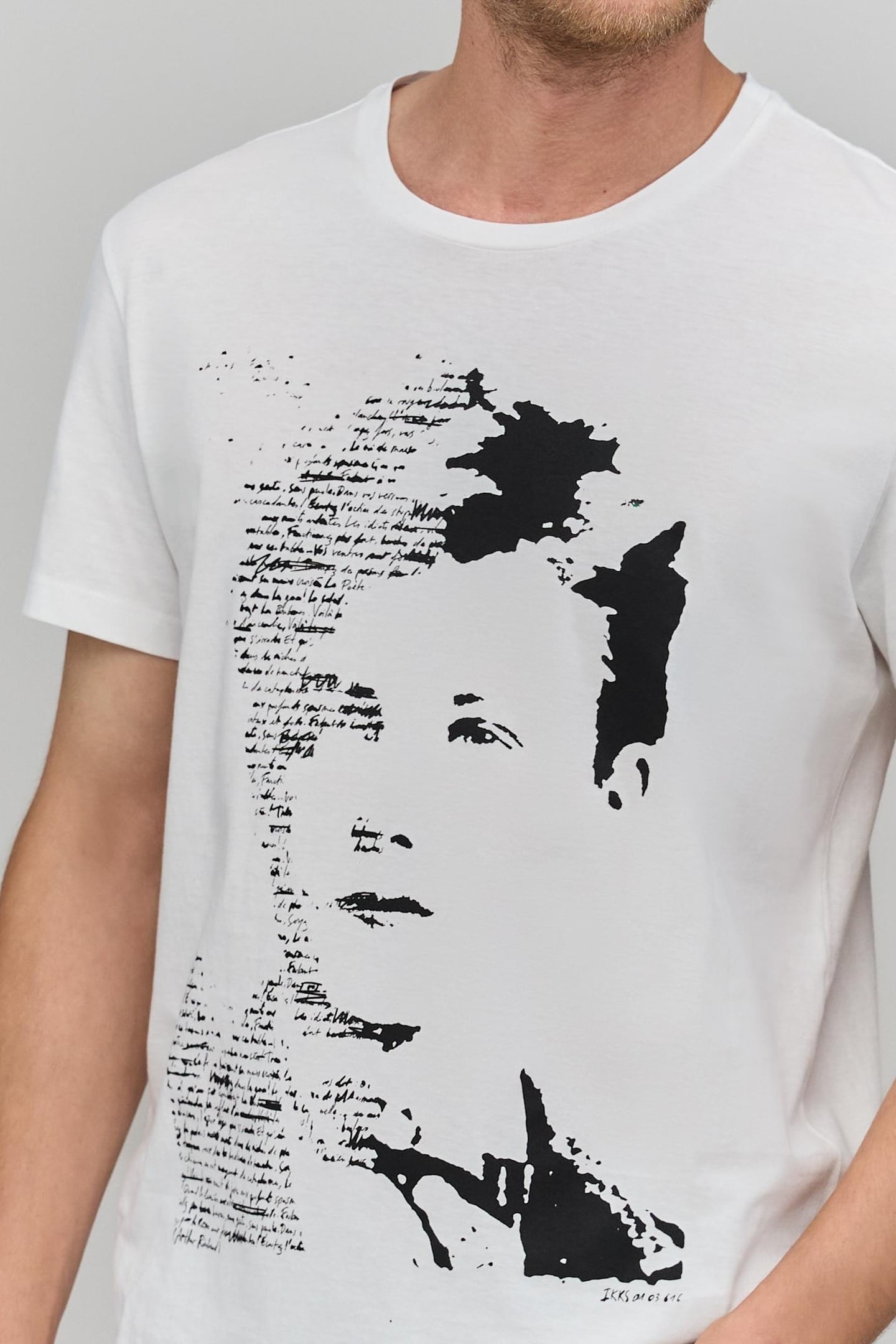 WHITE ORGANIC COTTON VISUAL ARTY ROCK FACE T-SHIRT 6