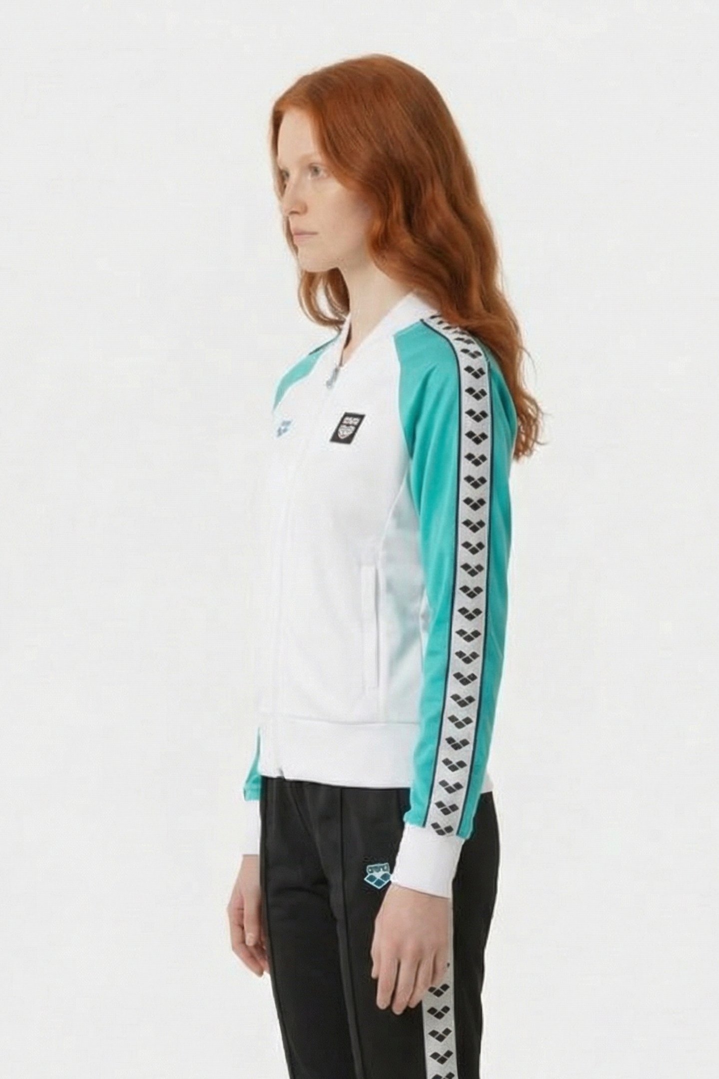 W RELAX IV TEAM JACKET ANIME WHITE-MINT 3