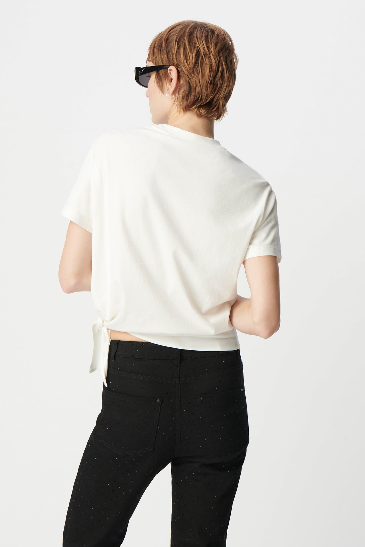 WHITE TEE-SHIRT ORGANIC COTTON TO TIE WINGED STATUE 4