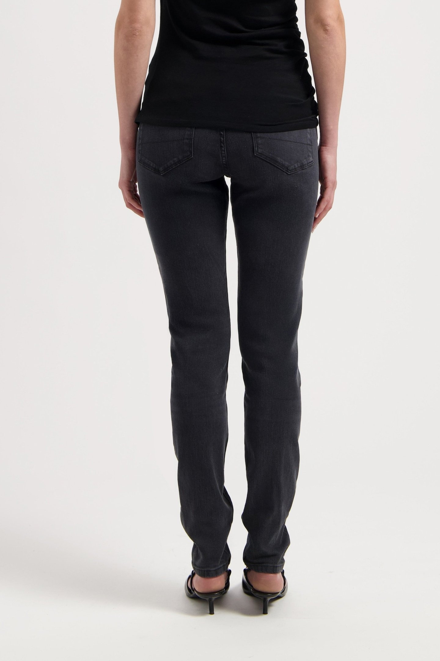 SKYLER MID SKINNY AUTHENTIC BLACK 4