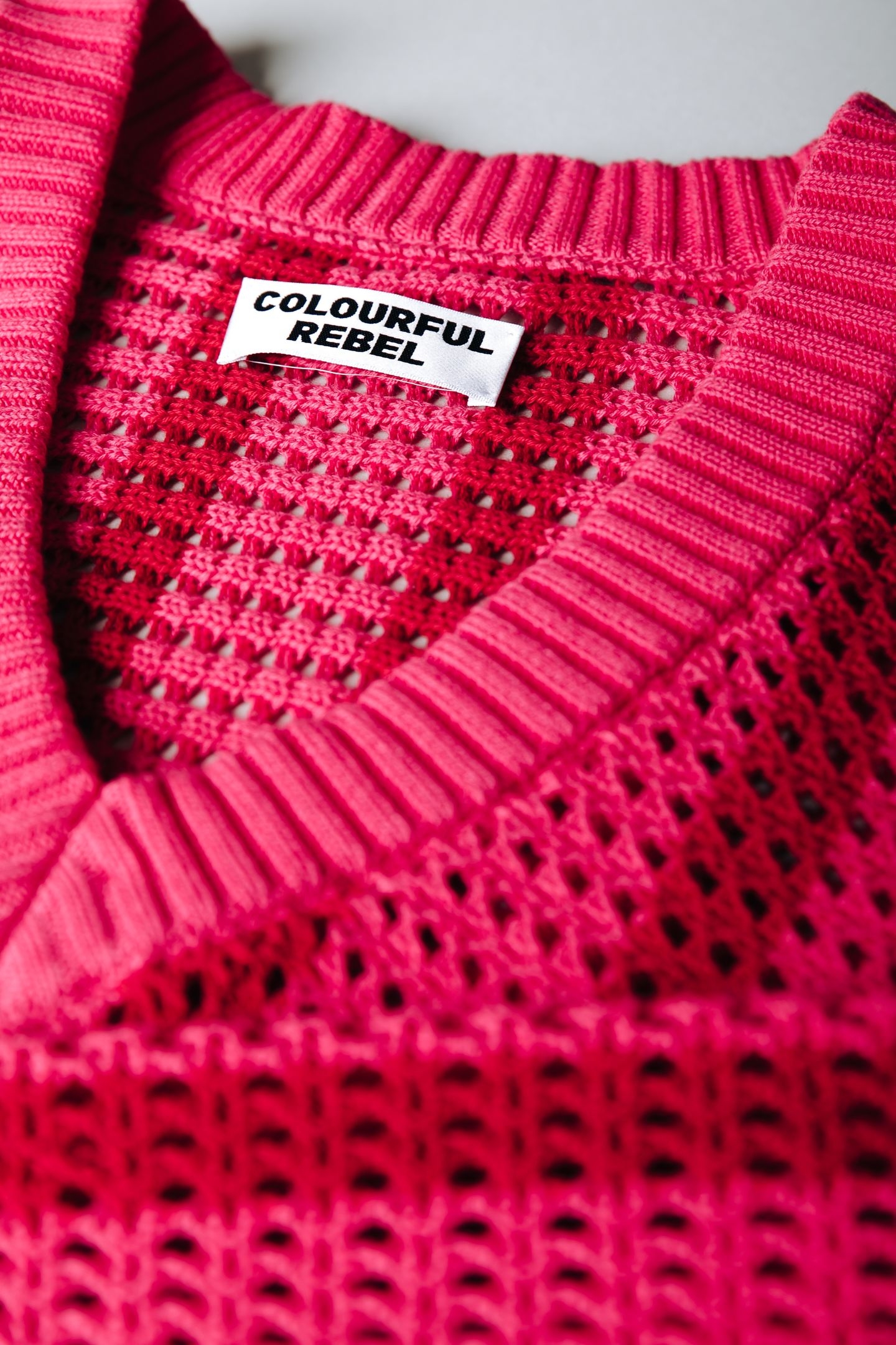 LIZZA CROCHET STRIPE V-NECK SWEATER MEDIUM BRIGHT PINK 3