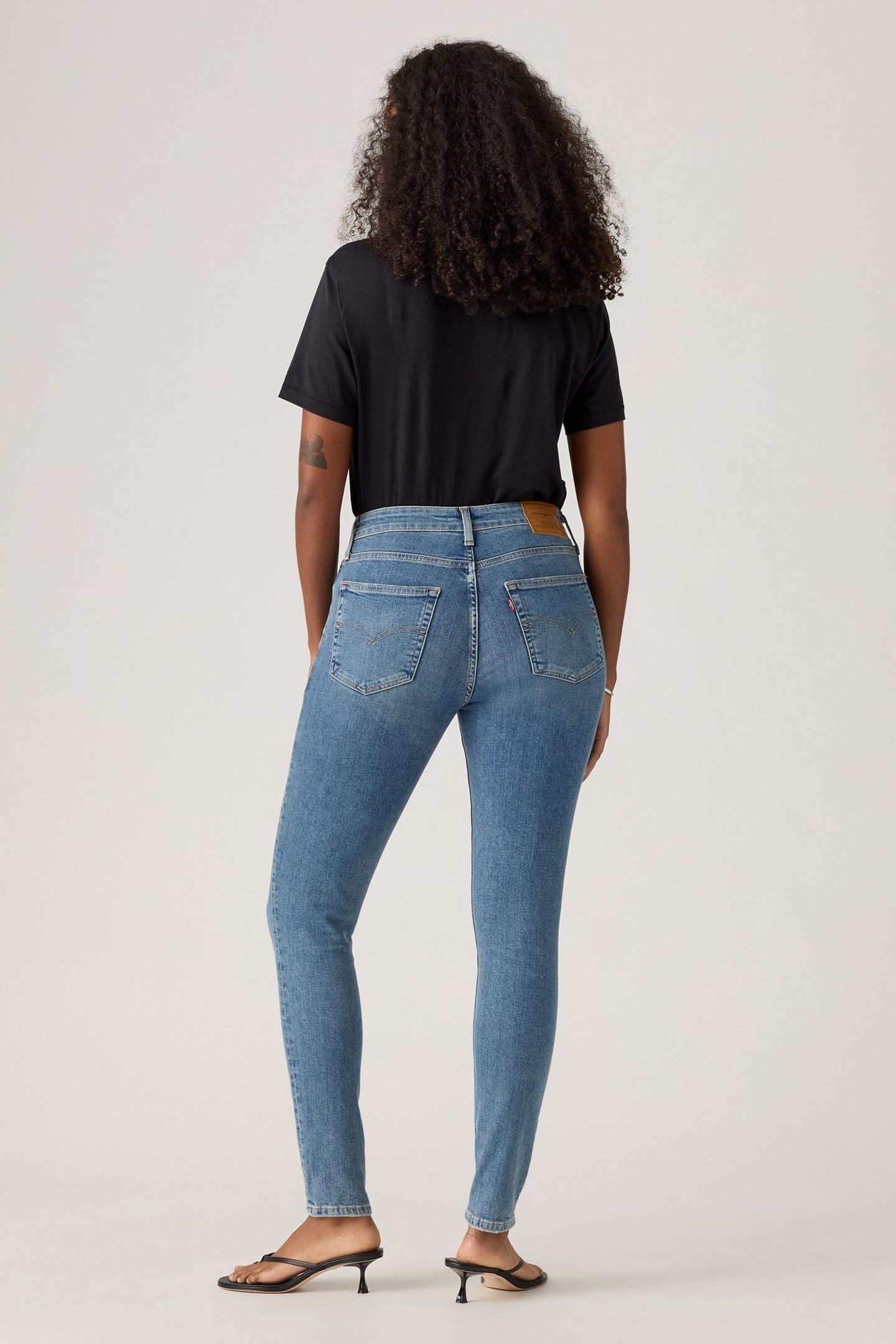 721 HIGH RISE SKINNY FAR UP 4